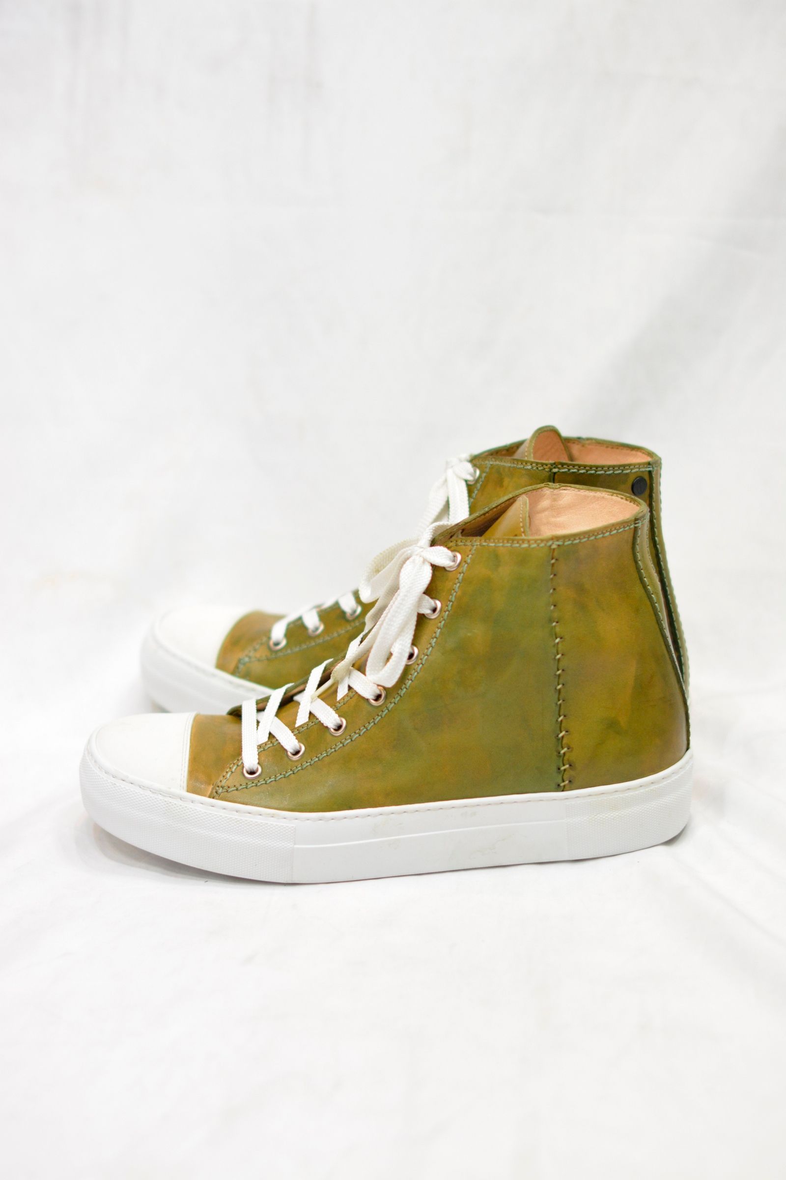 HORSE LEATHER HI-CUT SNEAKER