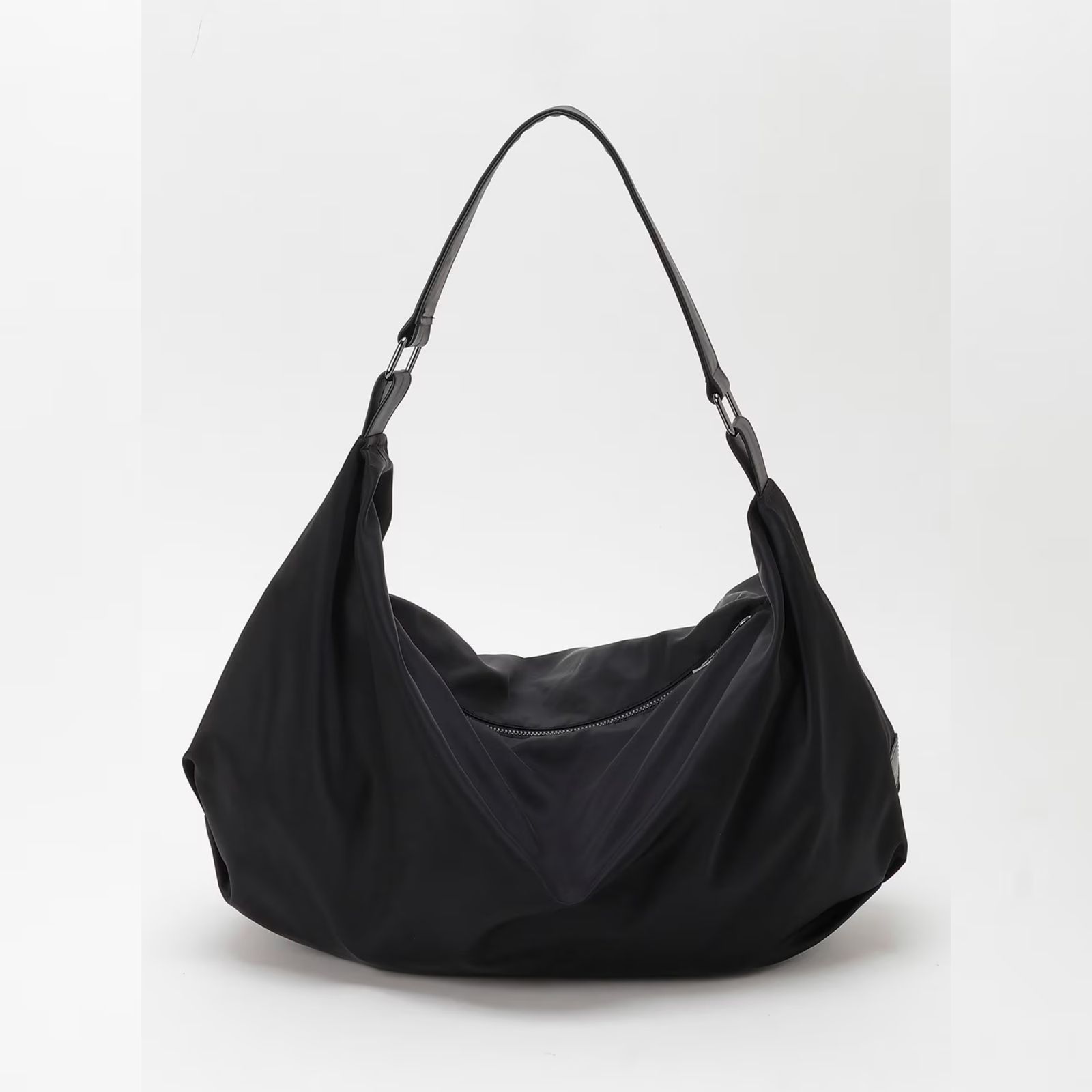 CRESCENT BAG (BLACK) / ナイロン バッグ （ブラック） DK-I34-830-2-02