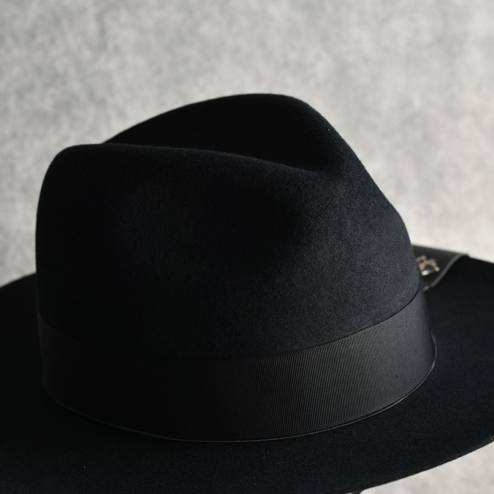 × THE H.W.DOG&CO. WOOL HAT (BLACK) / ザ エイチダブリュウ ドッグアンドコー ウール 中折れハット