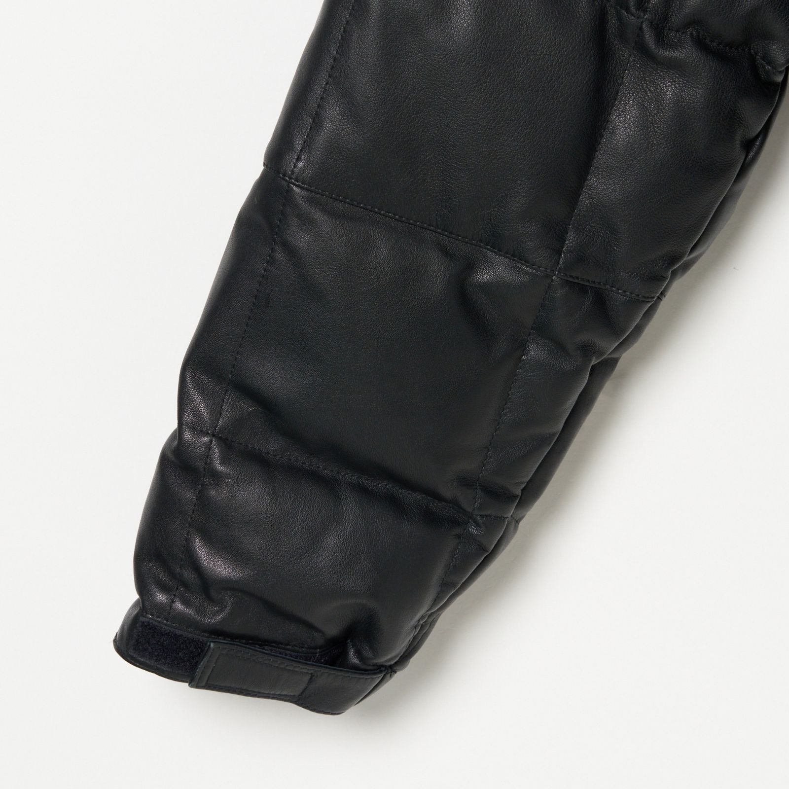 LEATHER DOWN JK (BLACK） / レザー ダウンジャケット （ブラック） 78001130
