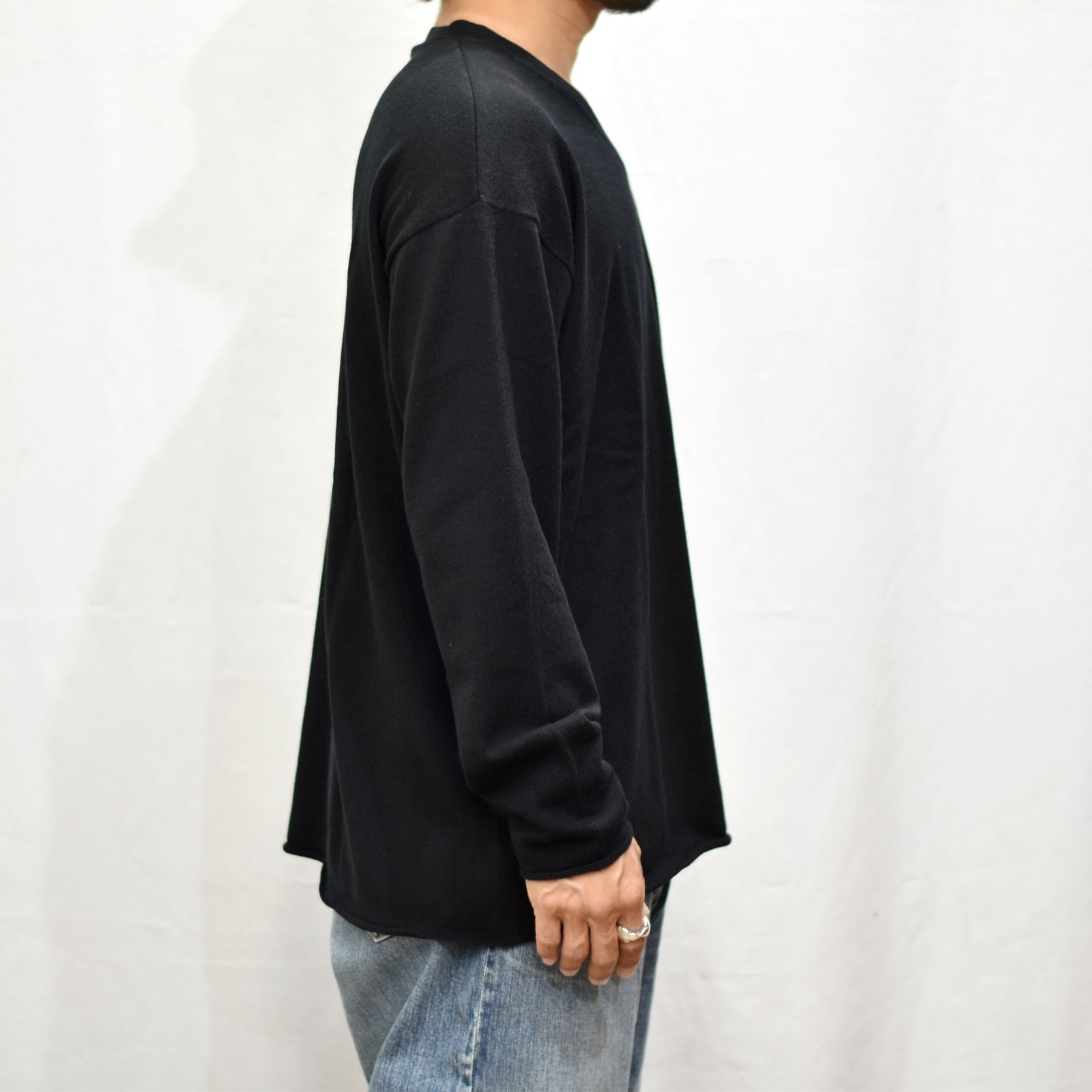 ウールカシミアニット Vネック （BLACK）