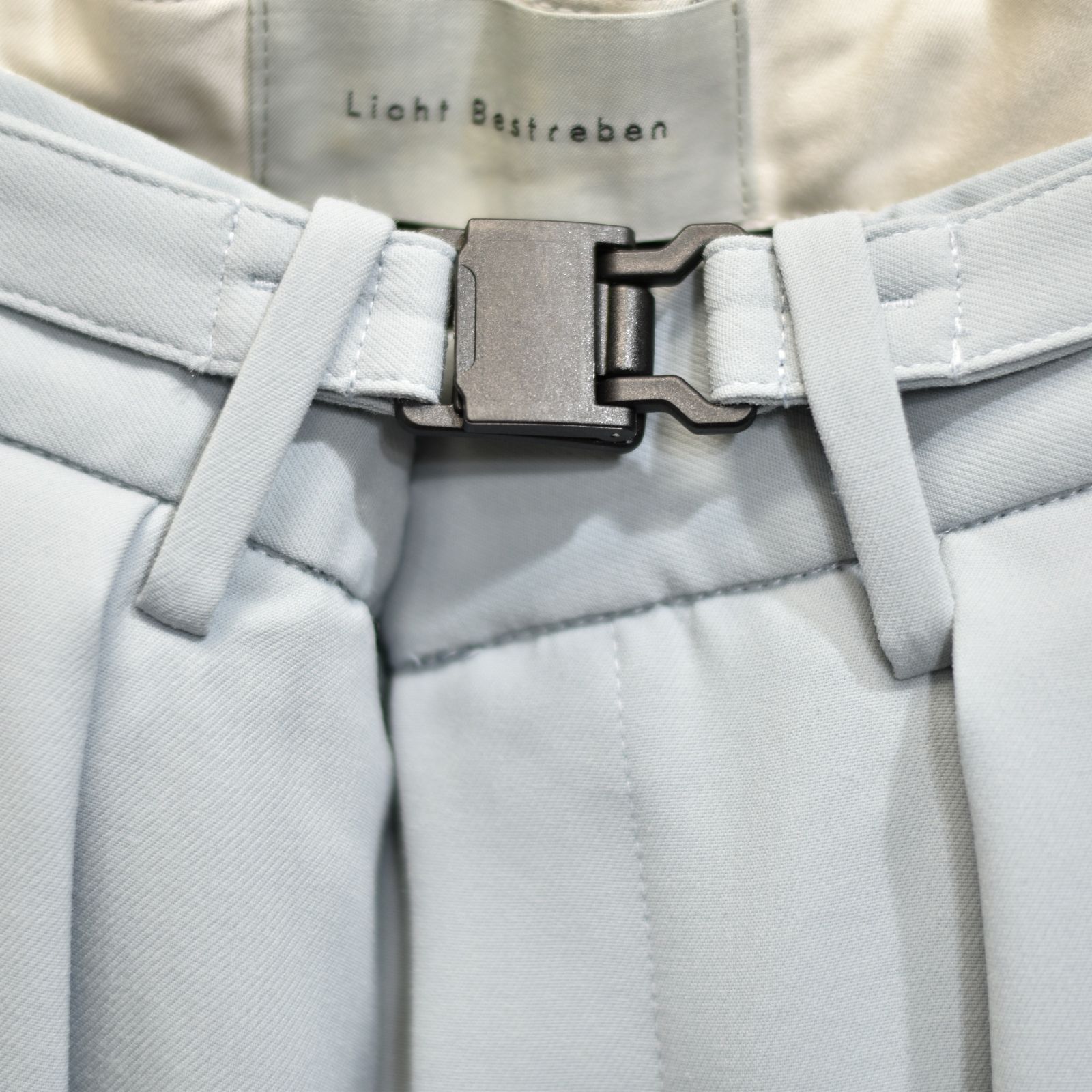 2タックストレート&フレアパンツ / LB22SS-PT01-DT (PALE BLUE)