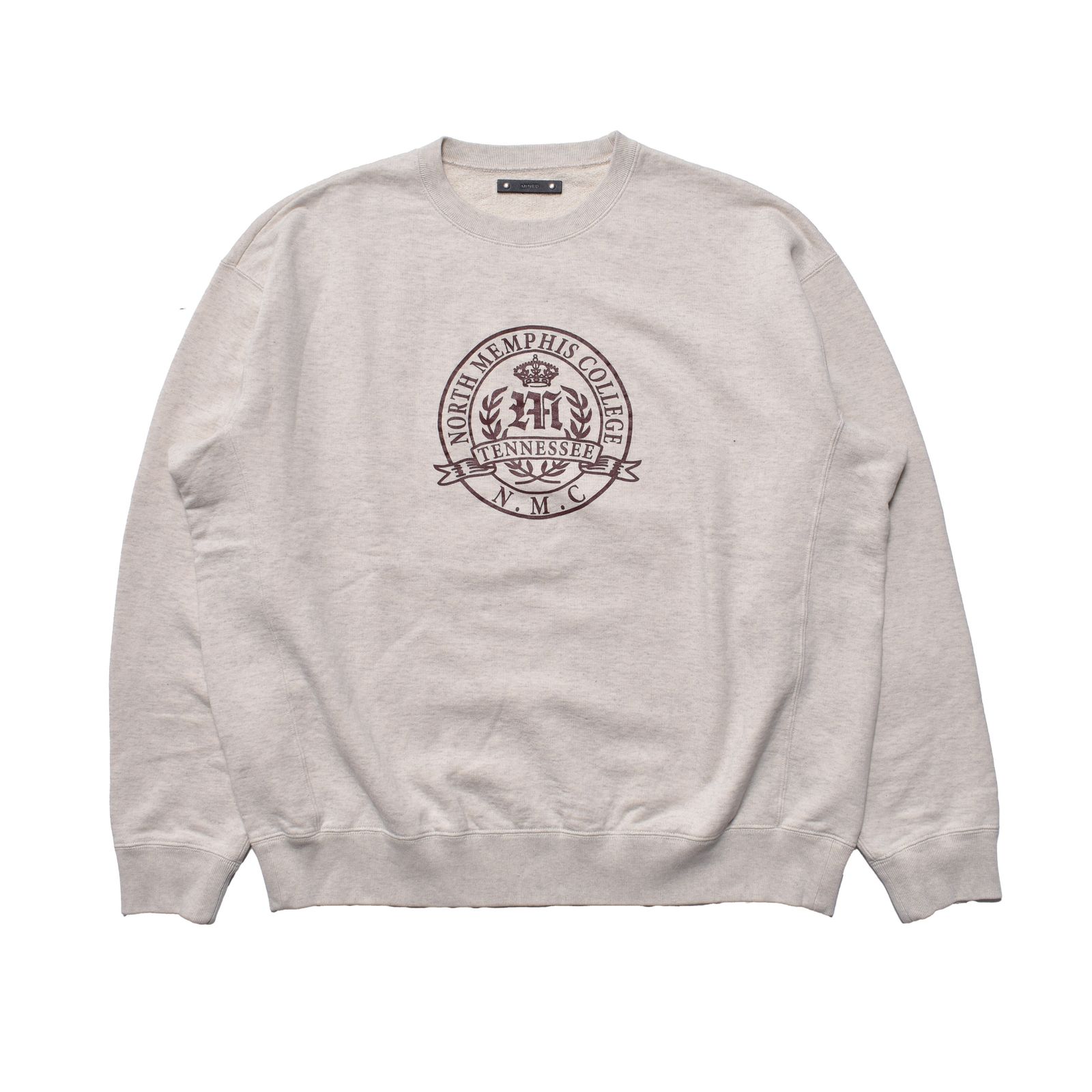 North Memphis College Emblem L/S Crewneck Pullover （OWH）｜プルオーバー スウェット （オフホワイト）｜2603-4002