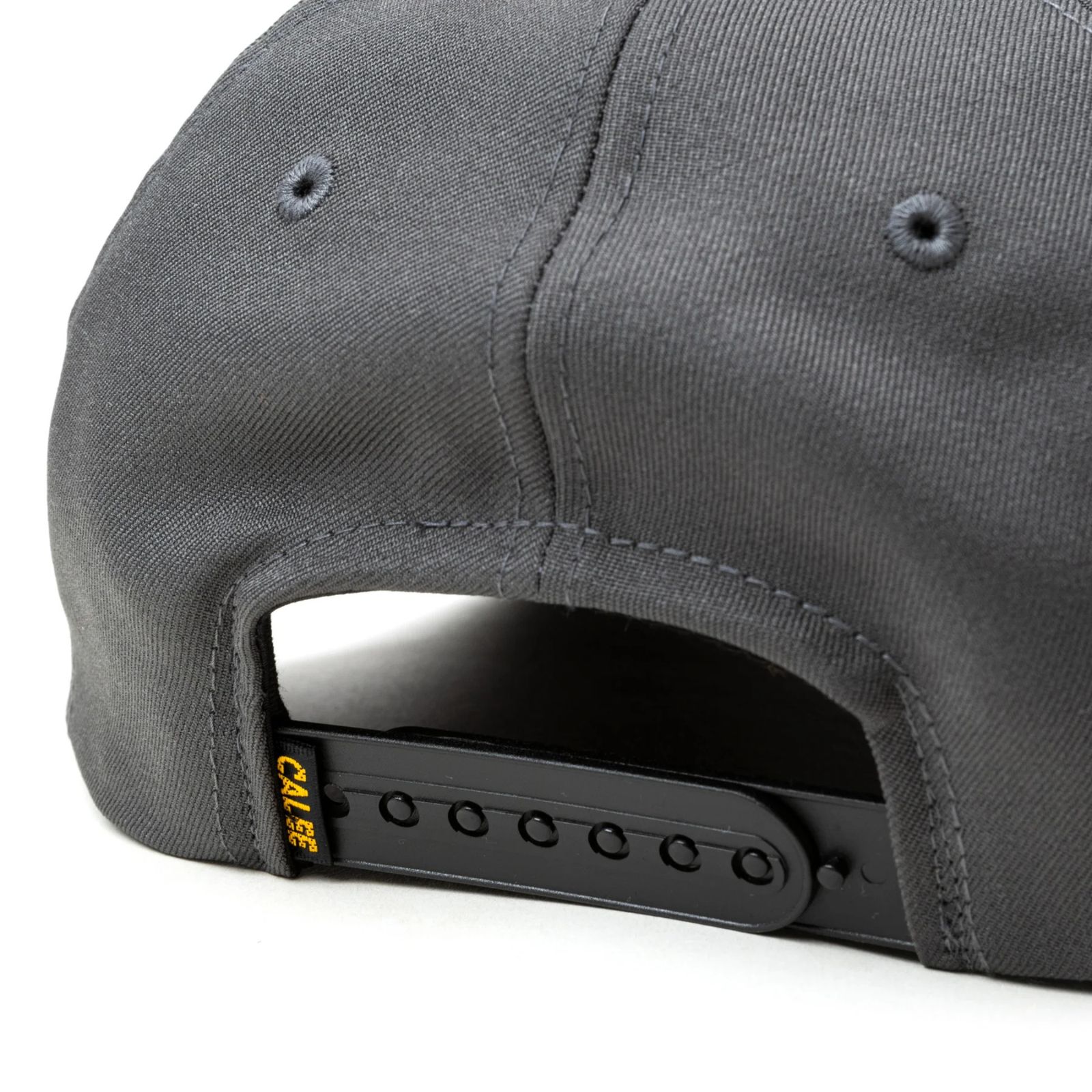 P/T CAL NT LOGO CAP (CHARCOAL) / ロゴ刺繍 浅型キャップ