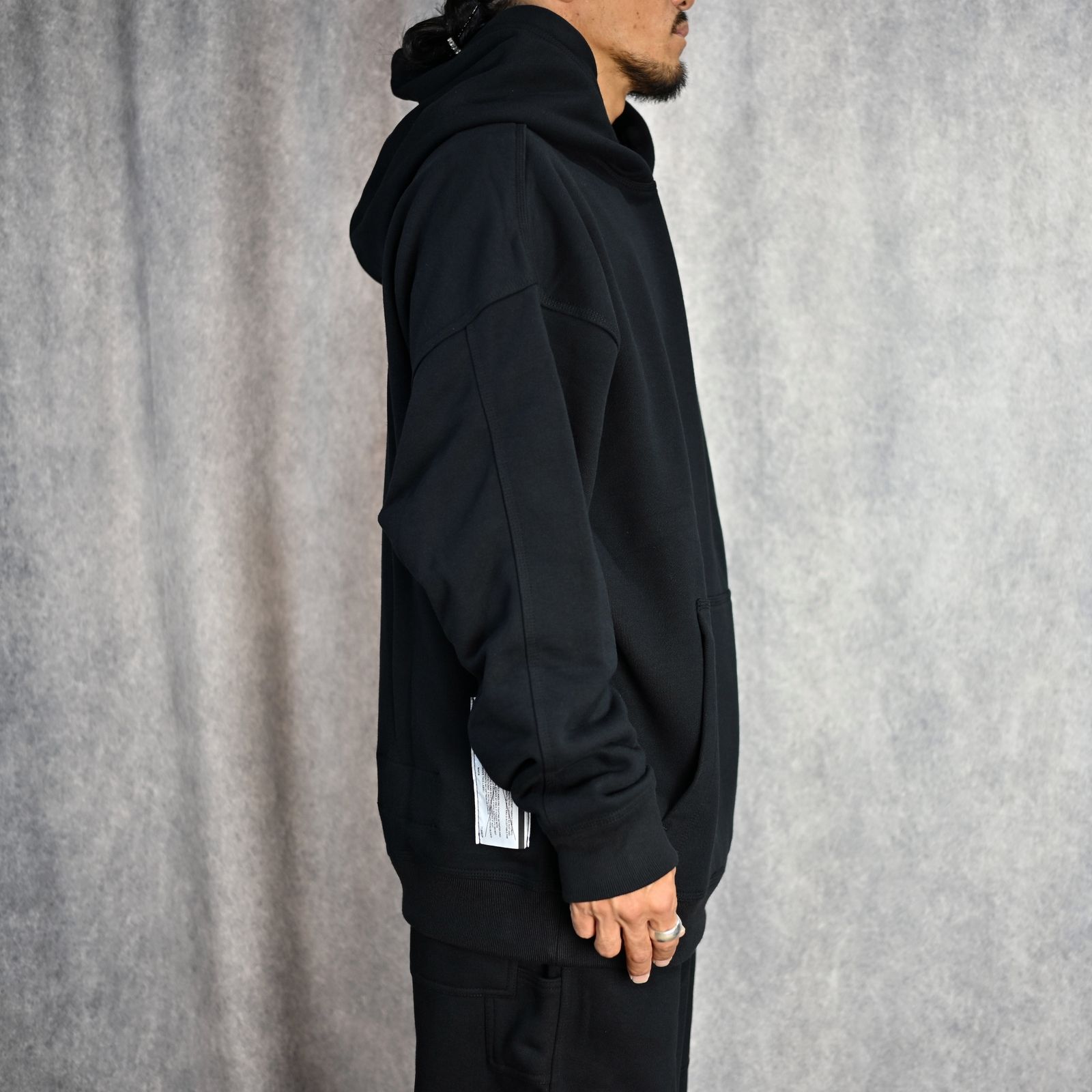 HOODIE SWEATSHIRT (BLACK) -  フーディー スウェット （ブラック） 1242-CS02-022