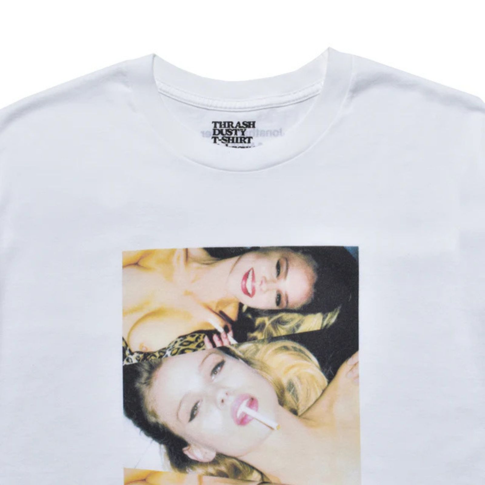 Jonathan Leder × Stie-lo "ALLIE" Crewneck T-SH （WHITE） / プリントTシャツ （ホワイト） 25MND-STL003