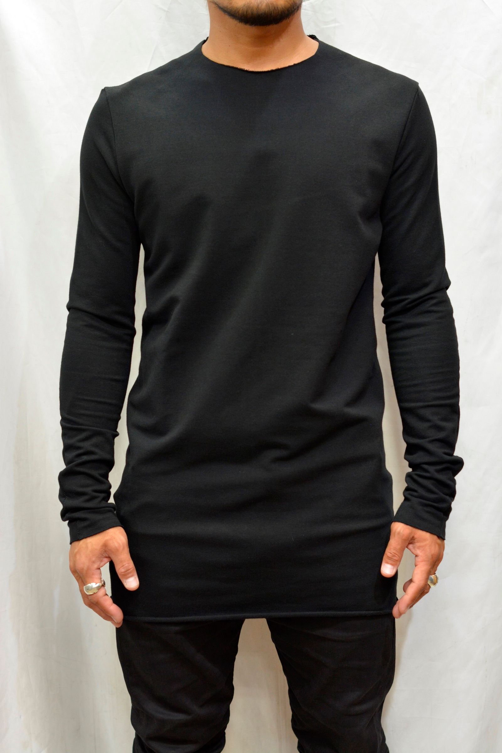 CAT & SAWN CUT SPIRAL ARM LONG SLEEVE