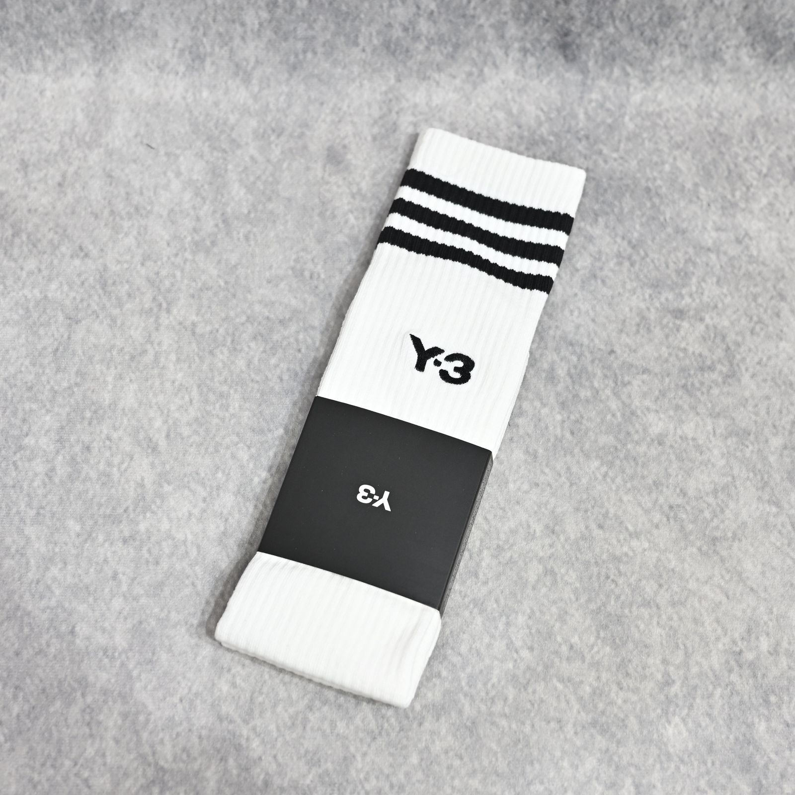 Y-3 STRIPES HIGH SOCKS （WHITE） / ロングソックス （ホワイト） KS1458