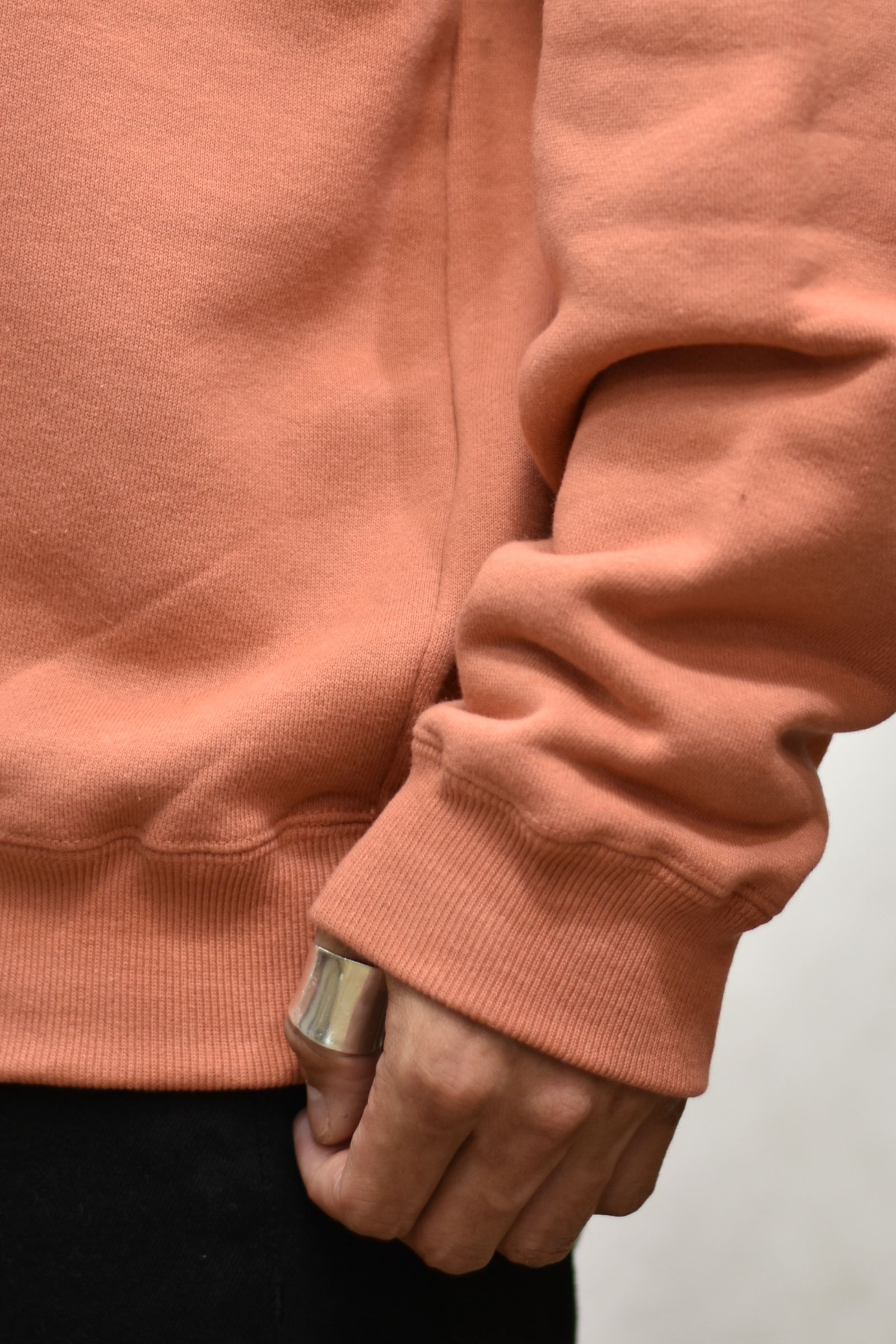 SHOOT ME DOWN CREWNECK SWEAT (SALMON PINK)