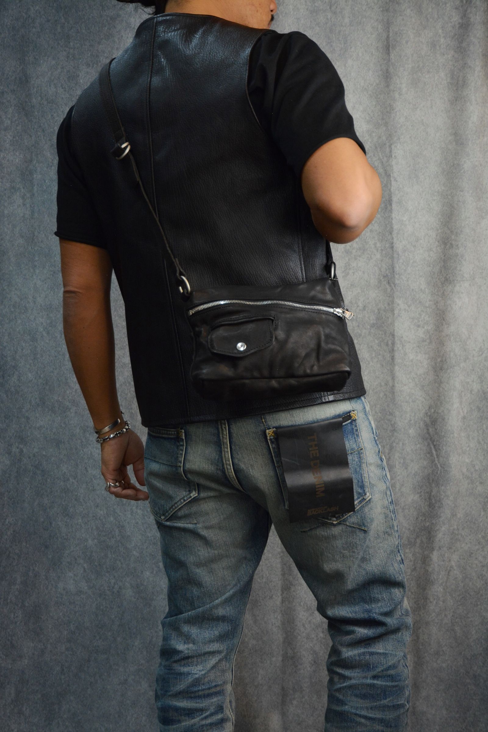 ジャパンカーフ タンニン鞣し 製品洗い加工 （BLACK）