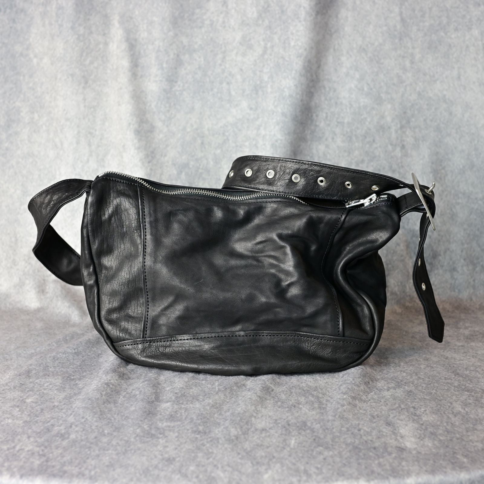 ジャパン カーフ タンニン鞣し 製品洗い加工 ショルダーバッグ (BLACK / ブラック) / 254-04