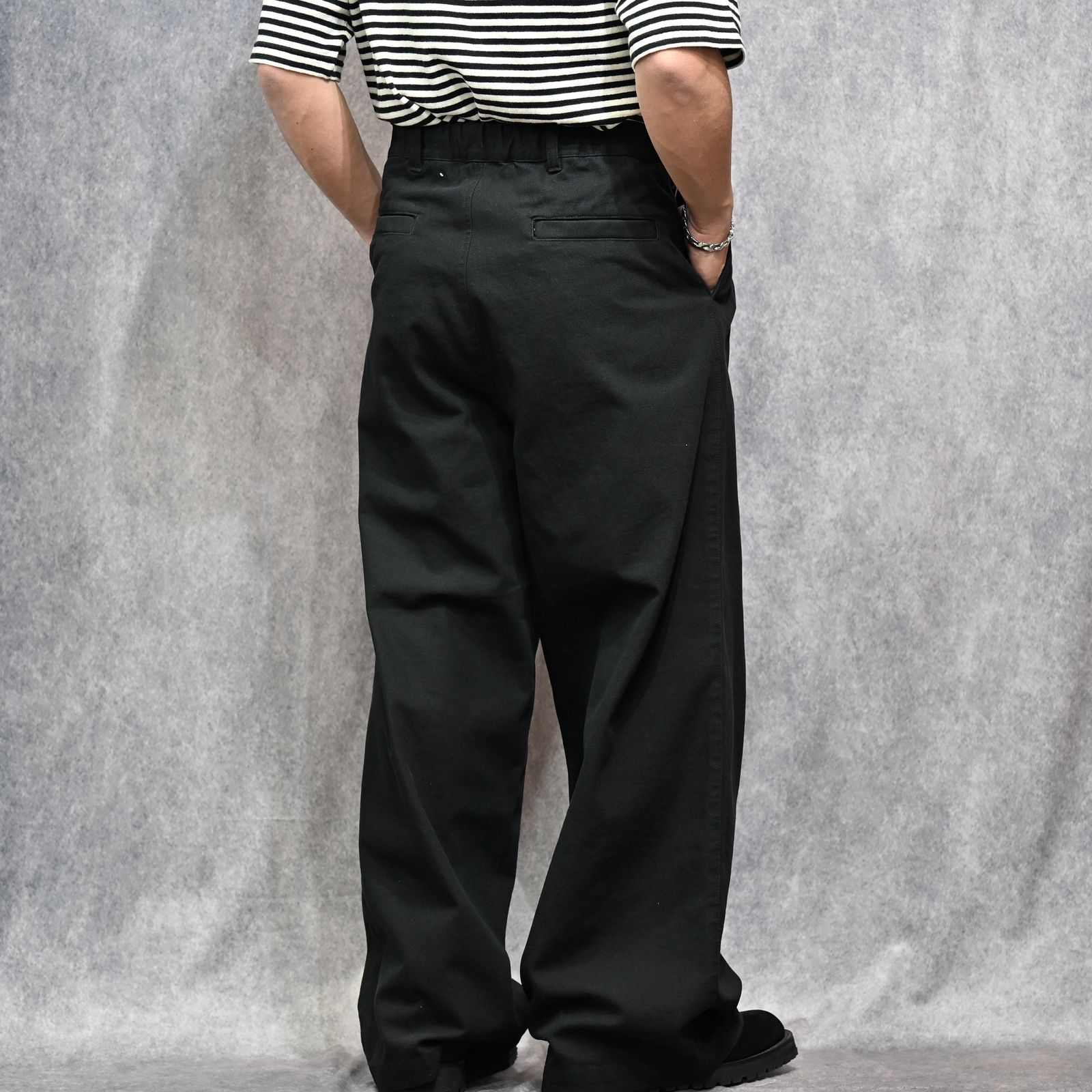 CHINO WIDE TROUSERS （BLACK） / チノパンツ ワイドトラウザー （ブラック） 2026SS-PT2-YT