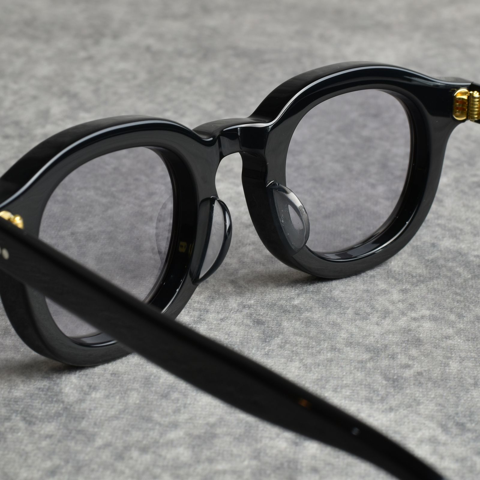 B/W TYPE GLASSES ＜CLASSIC MODEL＞ (BLACK/GRAY) / ボストン/ウェリントン サングラス ＜クラシック モデル＞