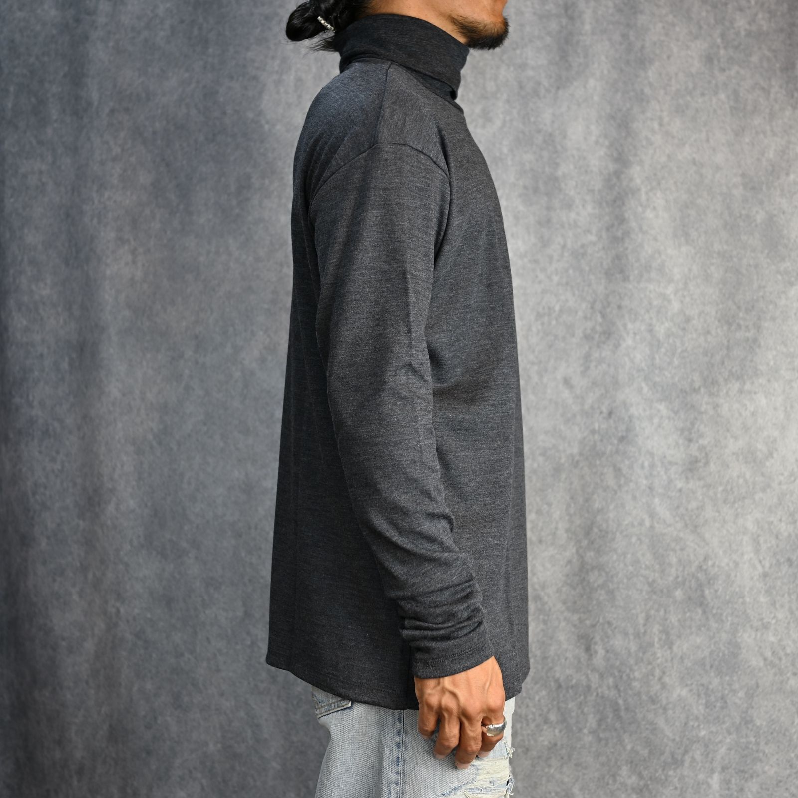 Wool Turtleneck L/S （CGR） /  ウールタートルネック （チャコール）
