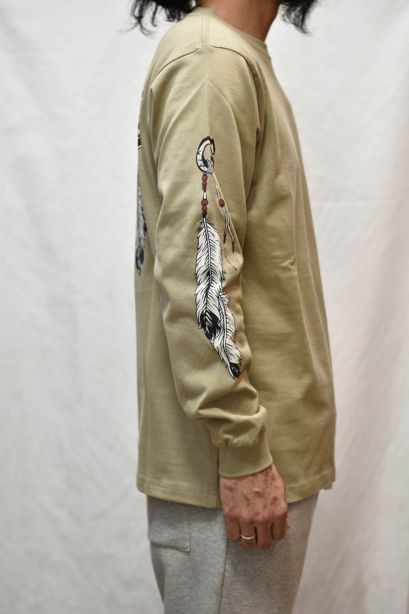 MULTI PRINT L/S TEE (BEIGE)