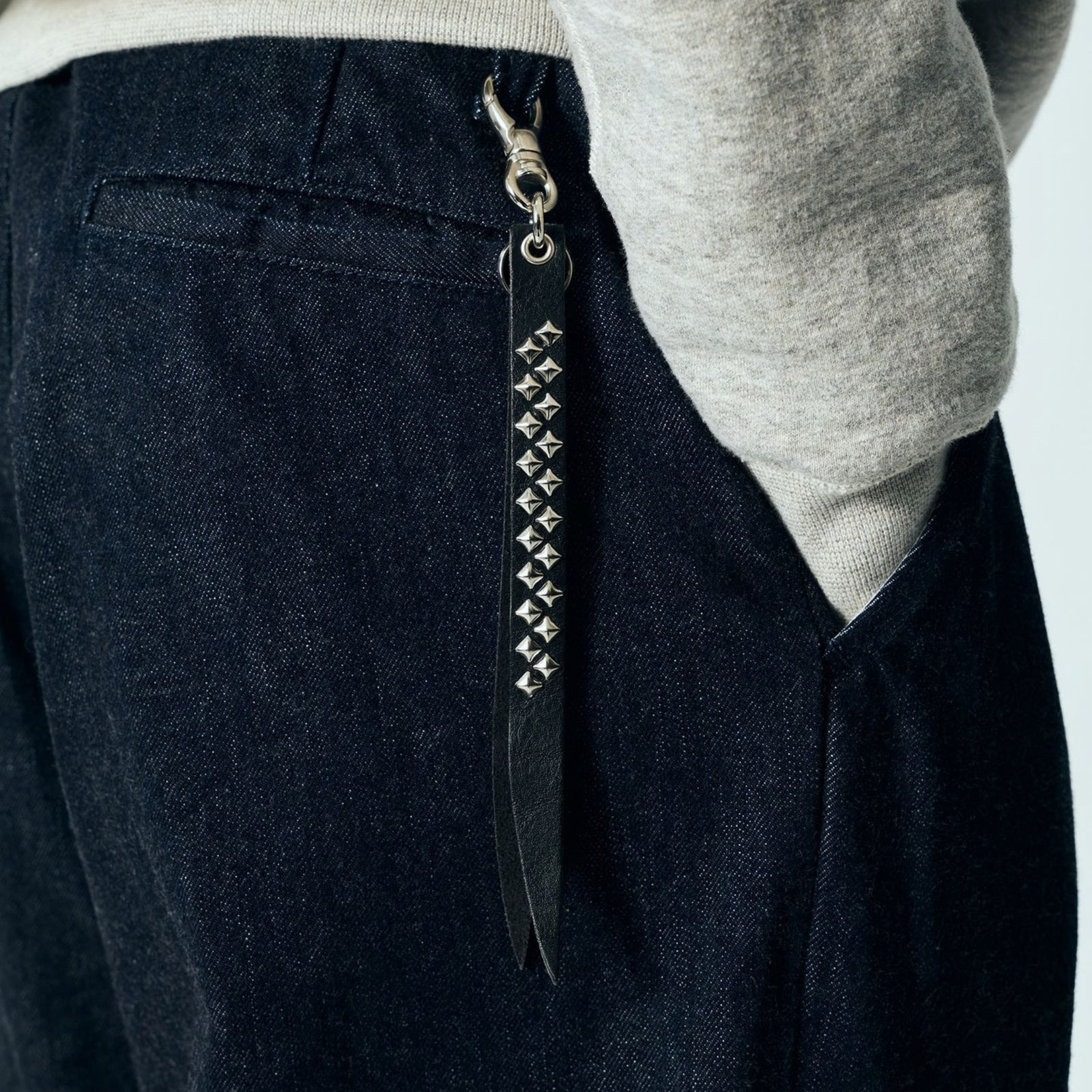 STUDS LEATHER SHORT KEY RING (BLACK)｜スタッズ レザー ショート キーリング キーホルダー｜CL-26AWLE008EX