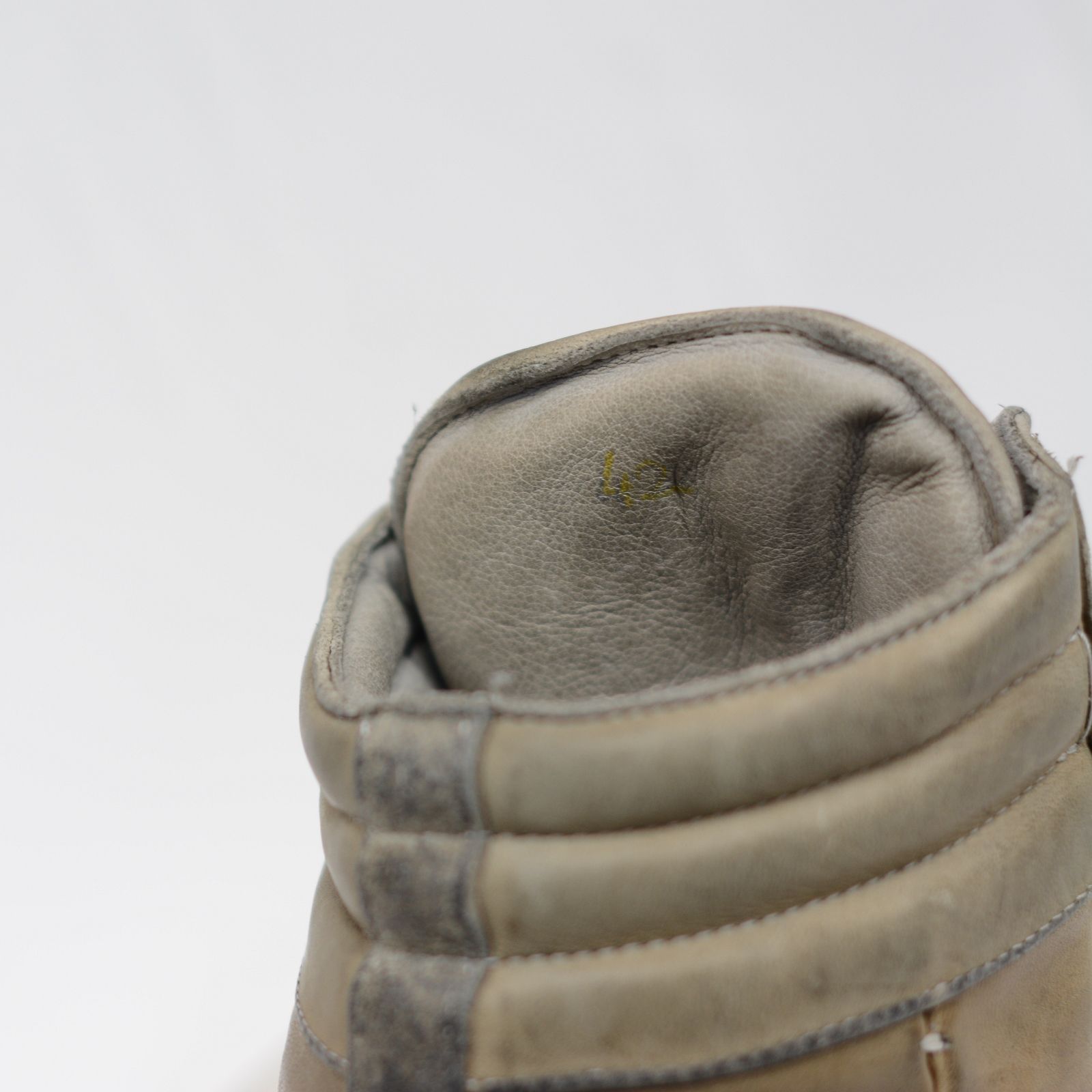 HORSE LEATHER HI CUT BB-1 LINED HI RUBBER SOLES PIECE DYED