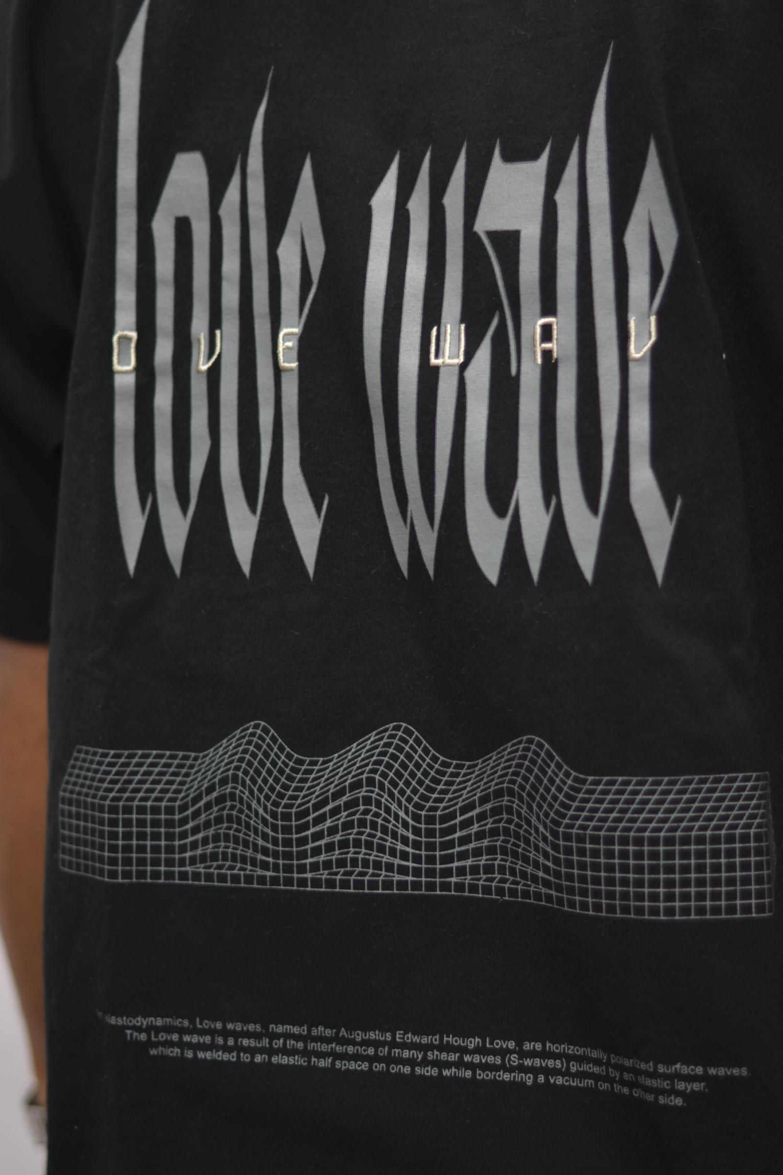 Love Wave Tee