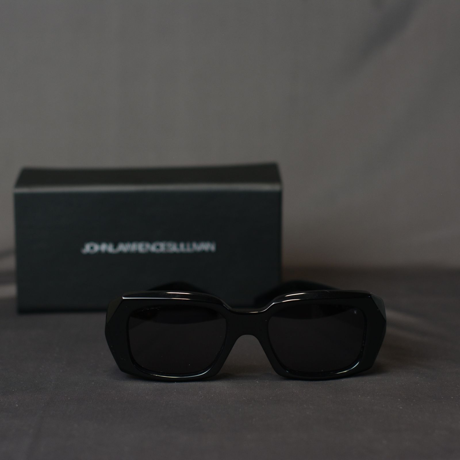 JOHNLAWRENCESULLIVAN - Television cut glasses | chord online store