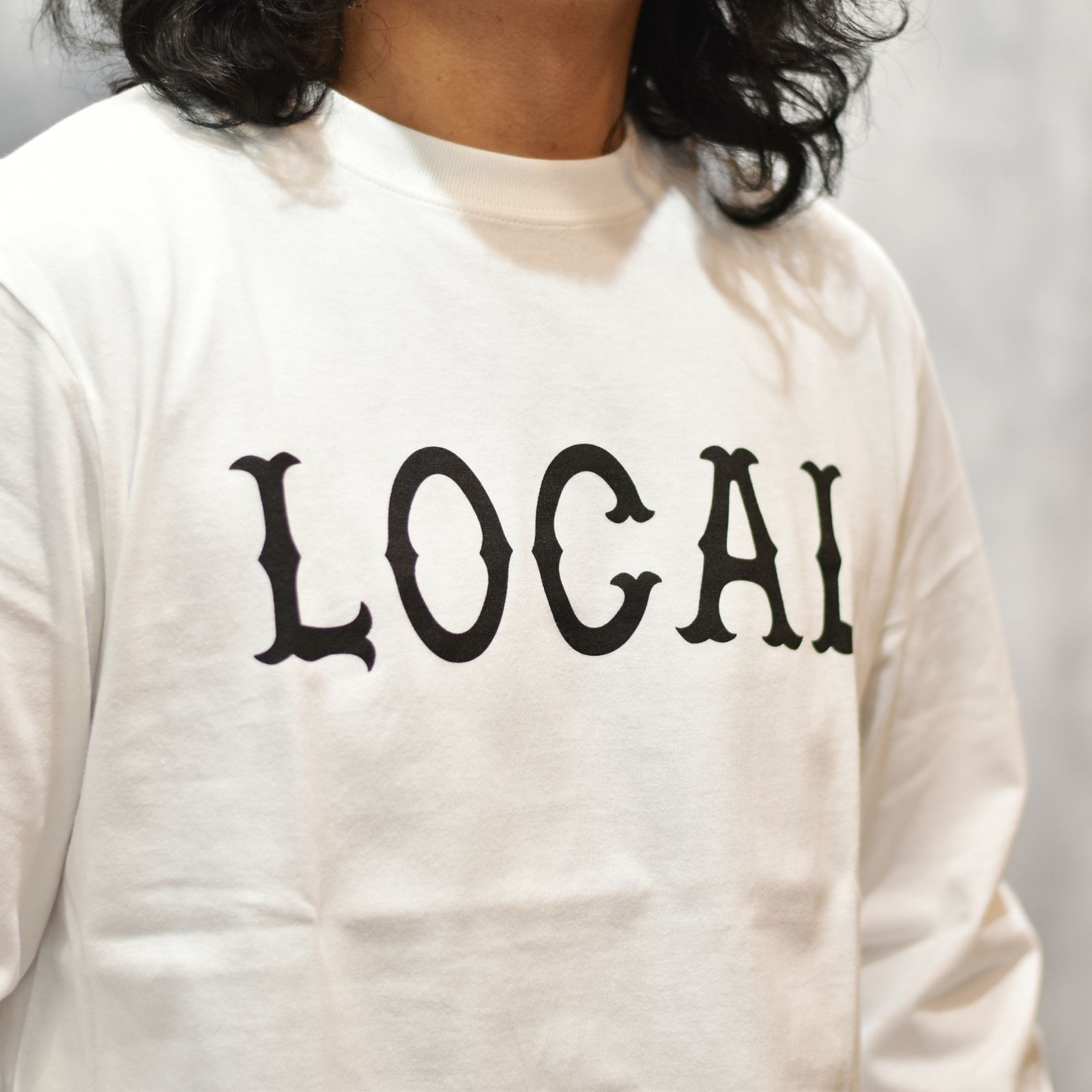 LOCAL L/S TEE (WHITE)｜プリント ロンT｜CR-26SS009