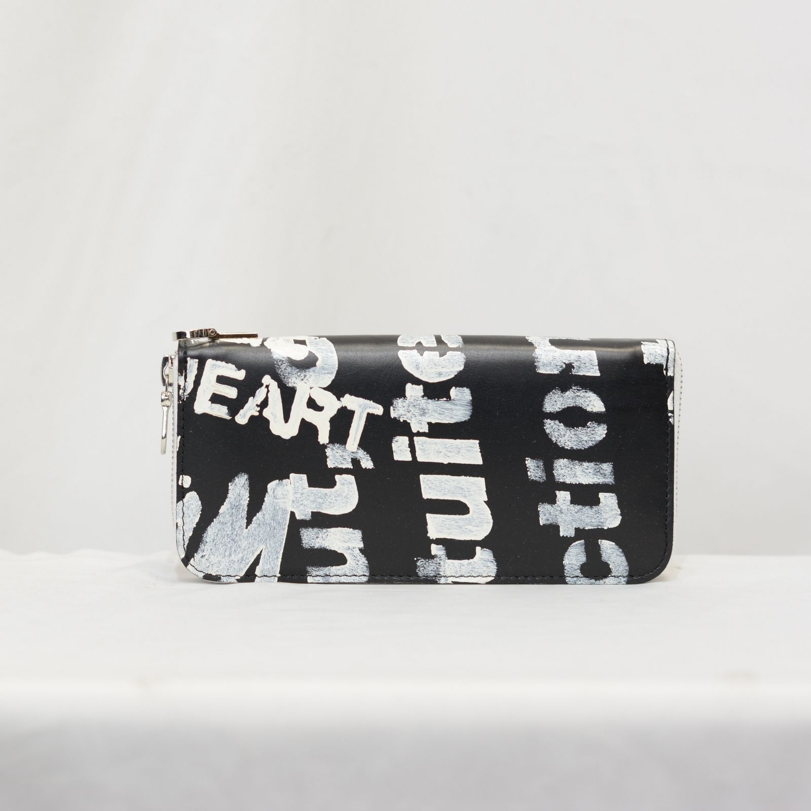ジャパンステアレザー ステンシルプリント ラウンド財布 (BLK)
