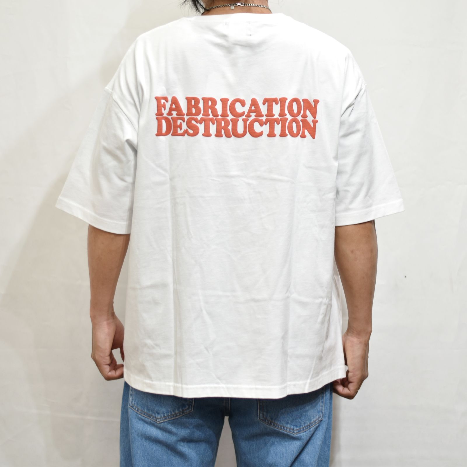 CUTRATE FLAME FLOCKY LOGO DROPSHOULDER S/S -T-SHIRT (WHITE)