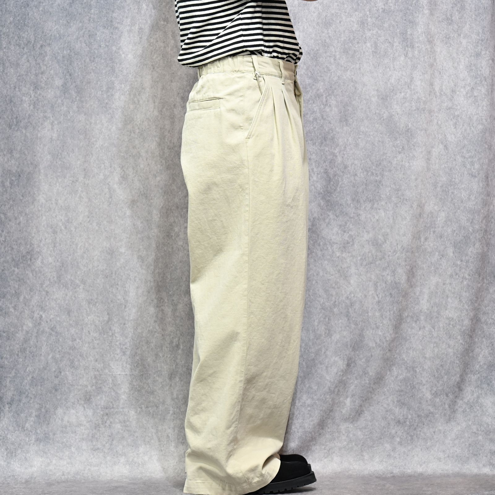 CHINO WIDE TROUSERS （BEIGE） / チノパンツ ワイドトラウザー （ベージュ） 2026SS-PT2-YT