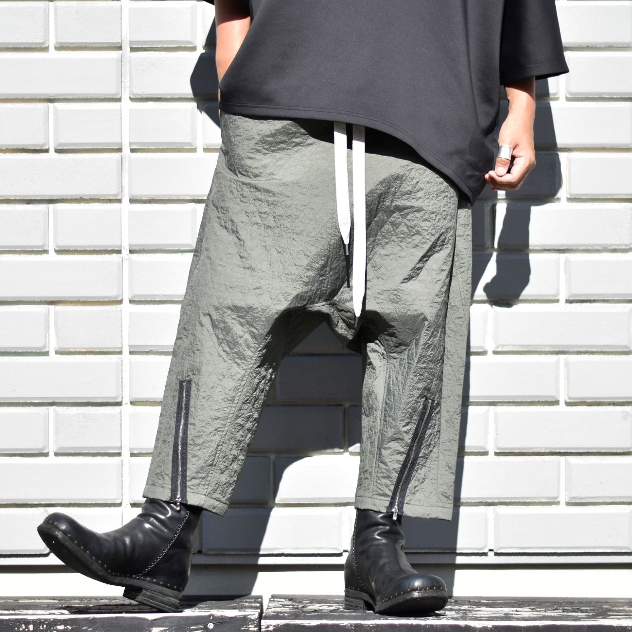 quilting passive pants (KHAKI GRAY) / キルティング パッシブ パンツ