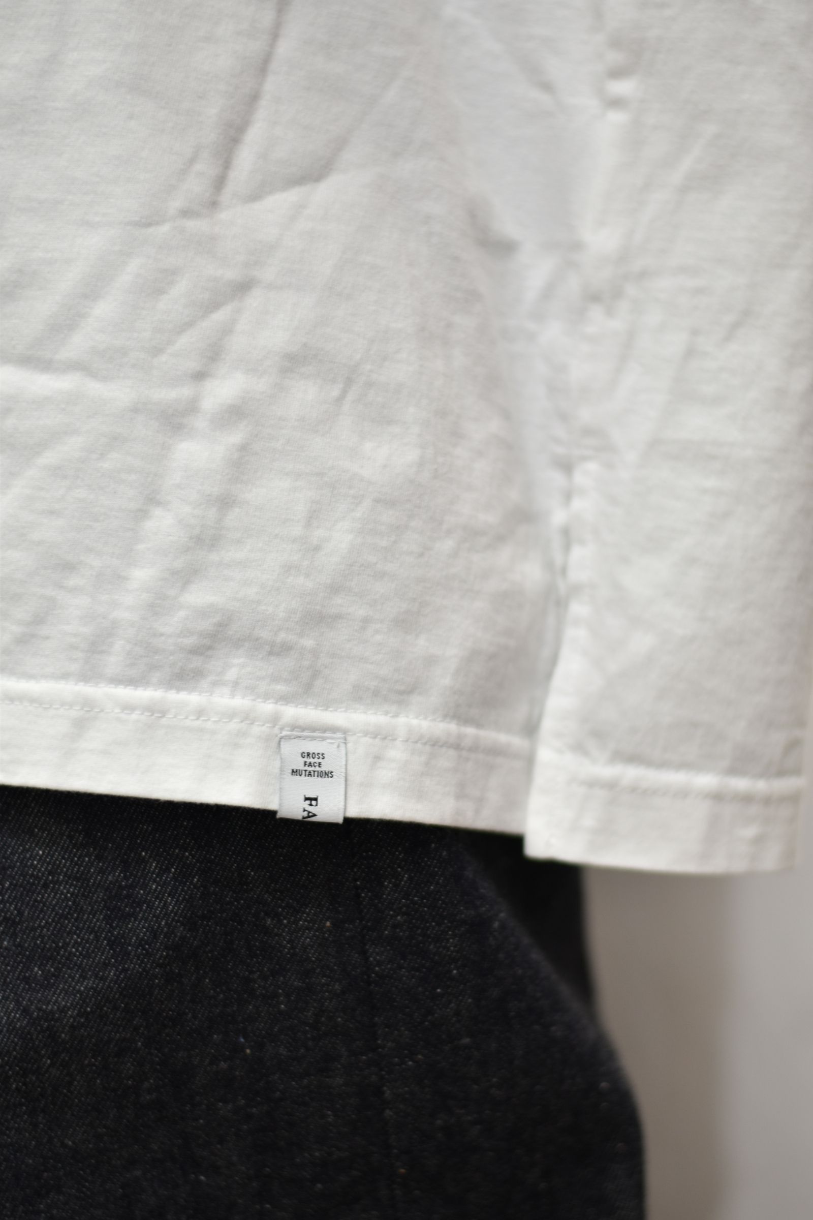 SOCCER LOGO BIG TEE (WHITE)