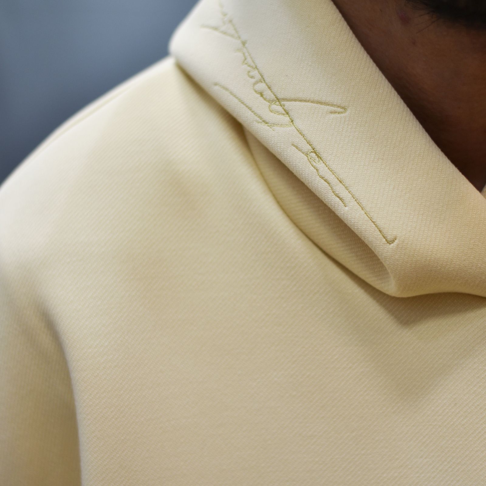 ジップベント フーディ / LB22SS-PK01-NM (PALE YELLOW)
