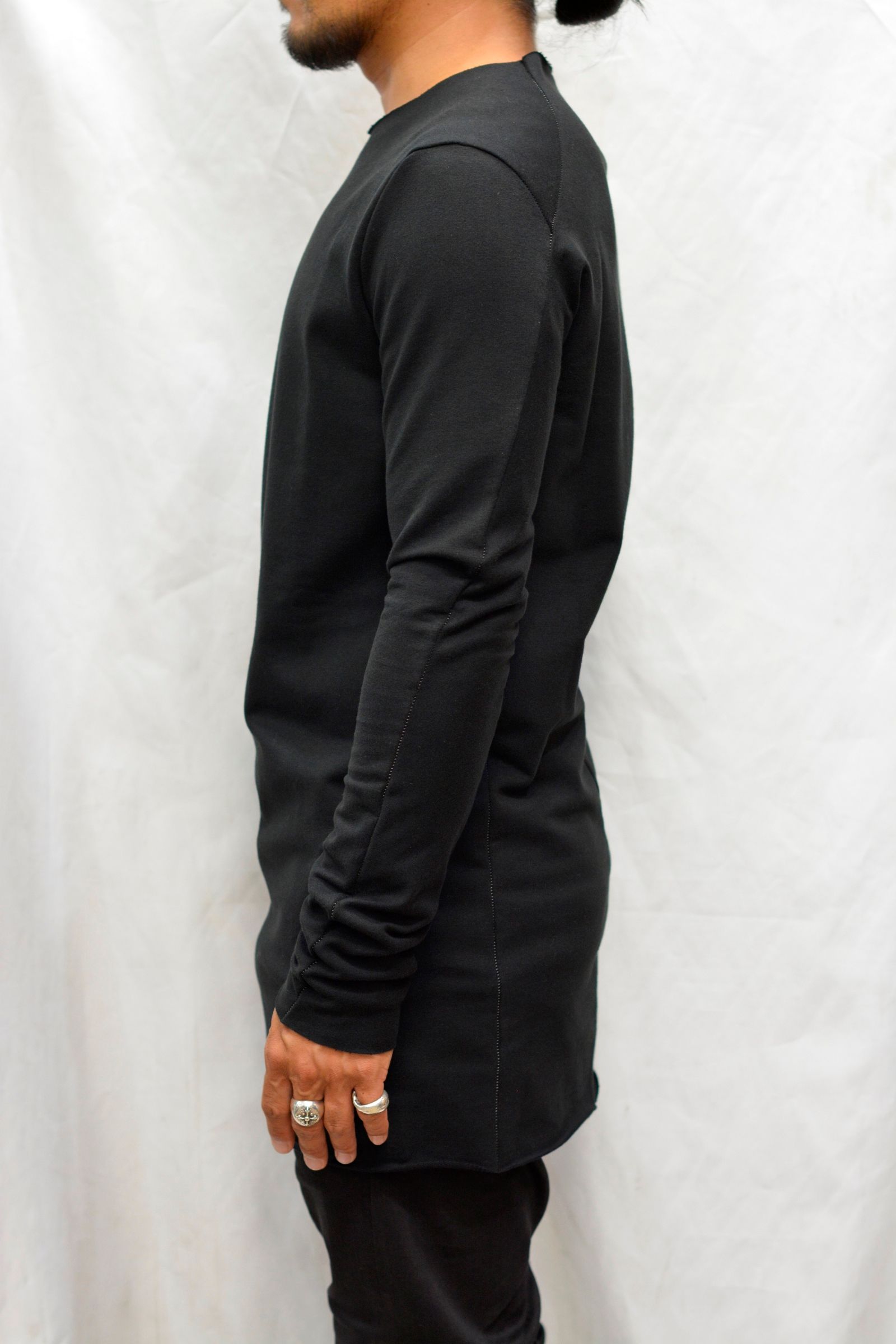 CAT & SAWN CUT SPIRAL ARM LONG SLEEVE