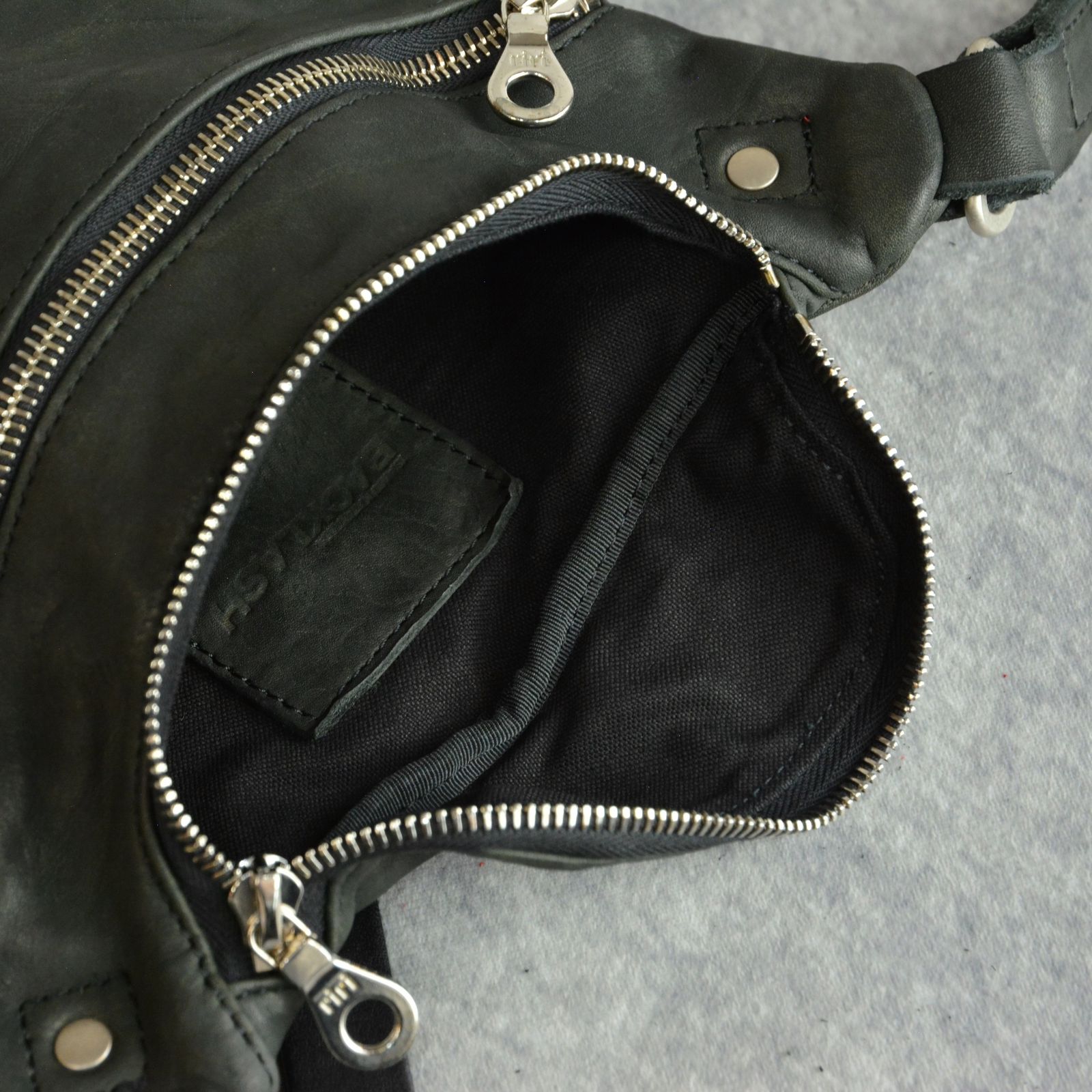 ジャパンダブルショルダー フルタンニン製品染め ショルダーバッグ （BLACK） 92-28