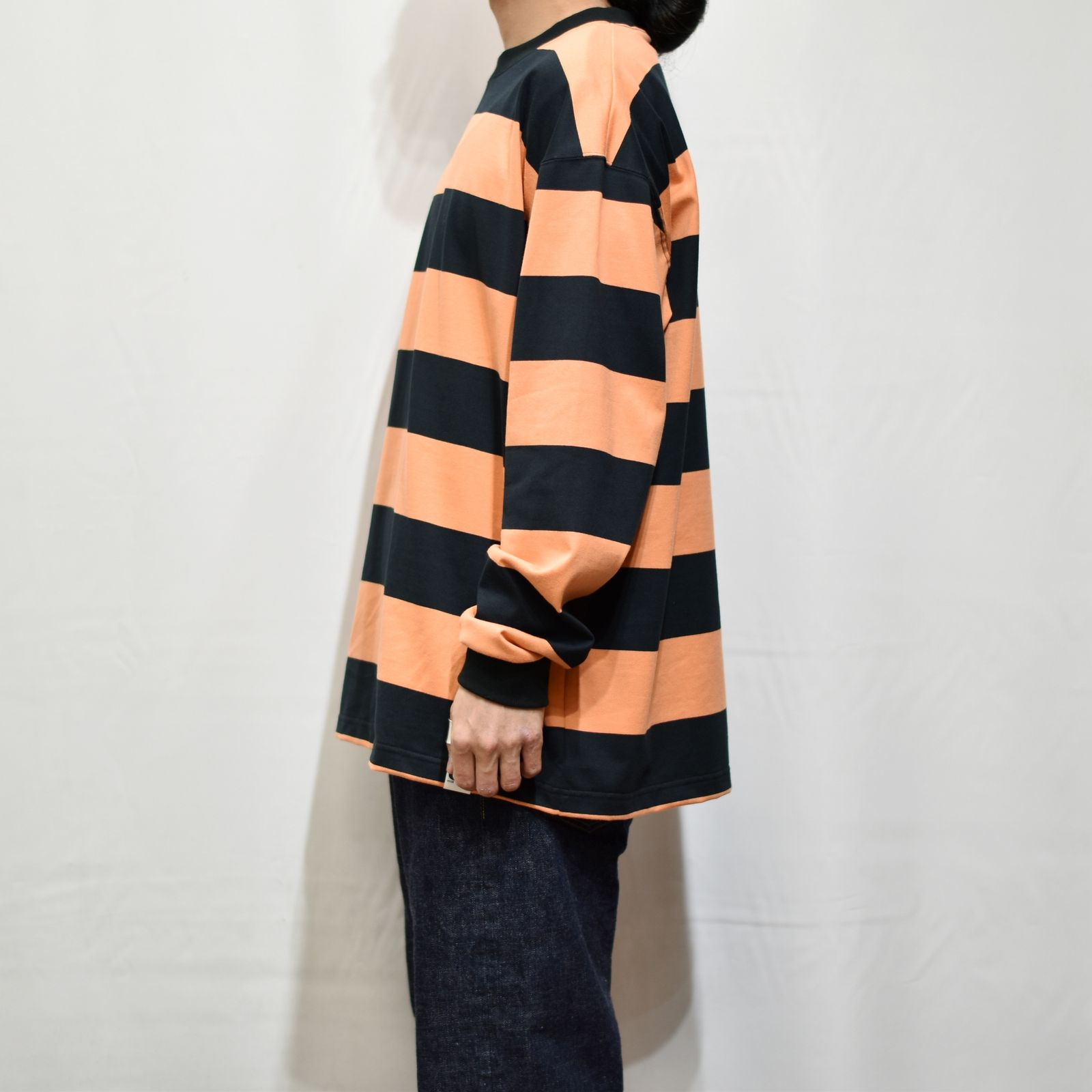 DROP SHOULDER WIDE PITCH L/S T‐SHIRT (WHITE/ORANGE)