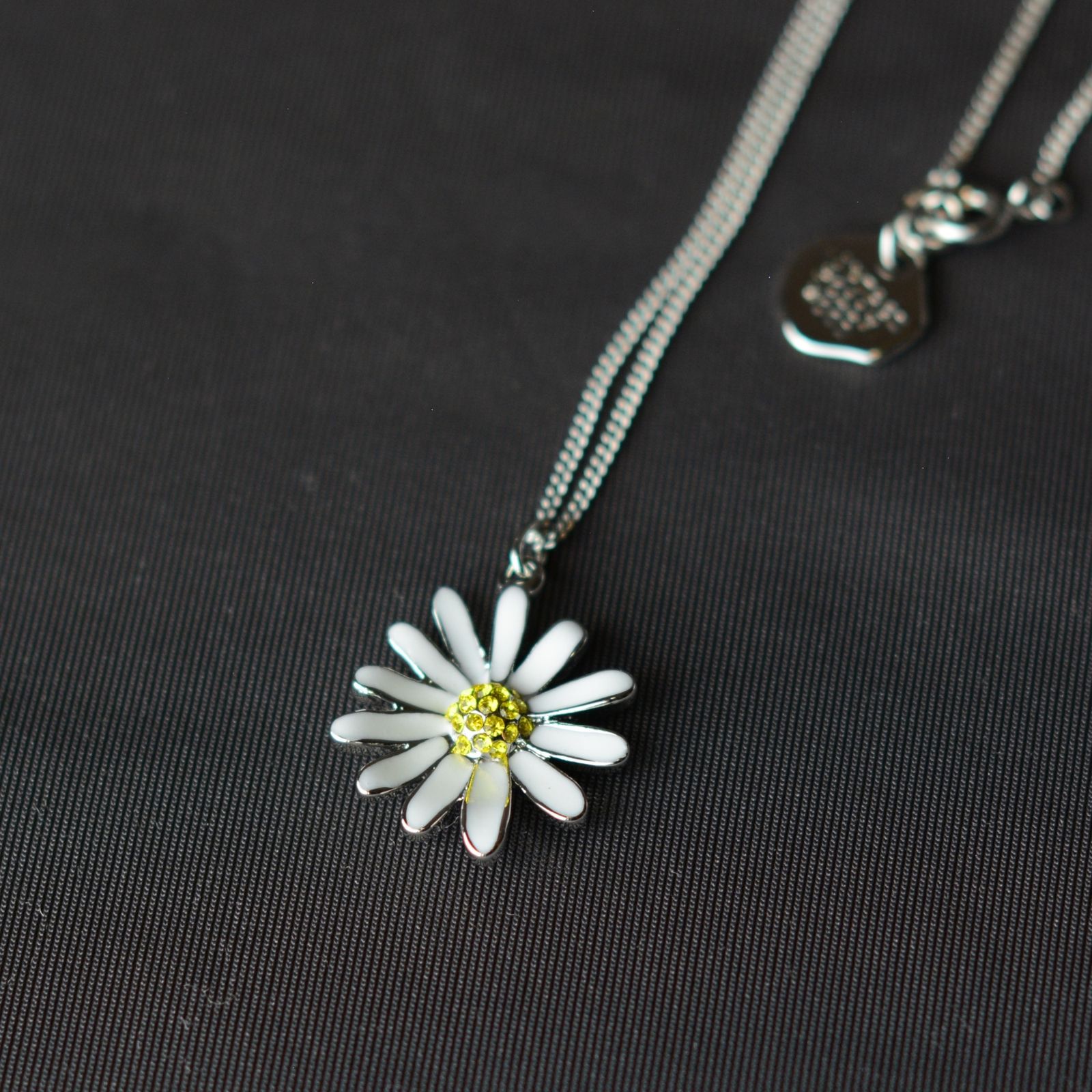 VINTAGE HOLLYWOOD - VINTAGE DAISY NECKLACE (SILVER) | chord online store