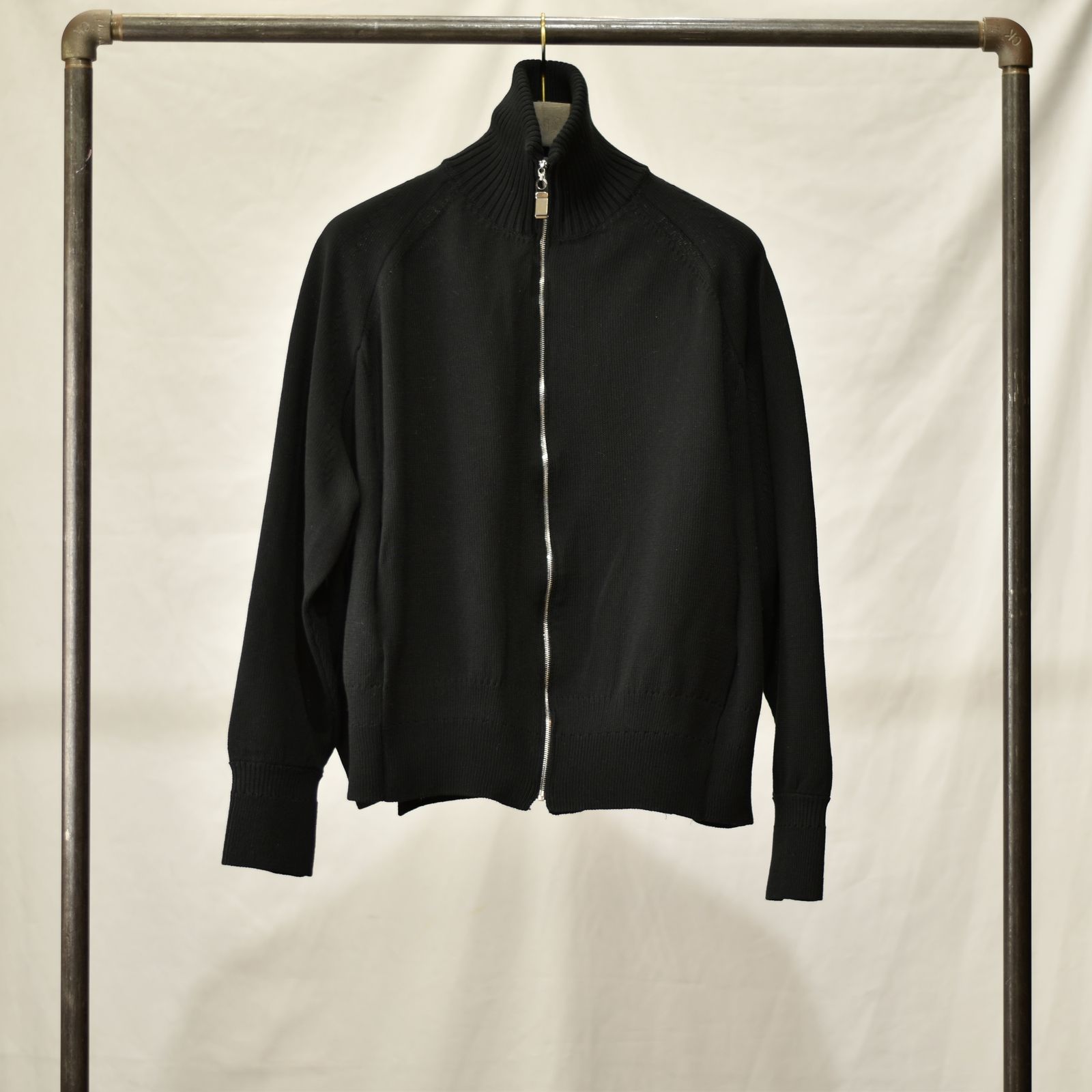ハイネックニットブルゾン / LB23SS-KNBL01 (BLACK)