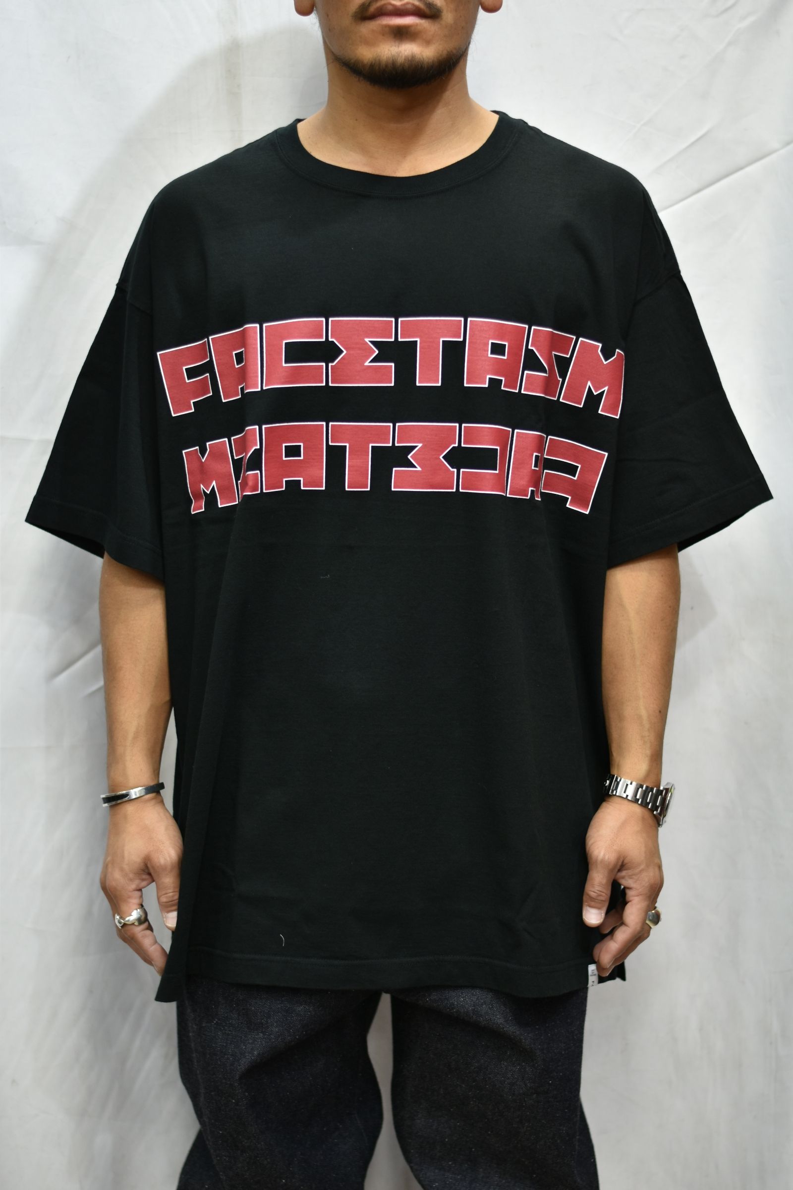 SOCCER LOGO BIG TEE (BLACK)