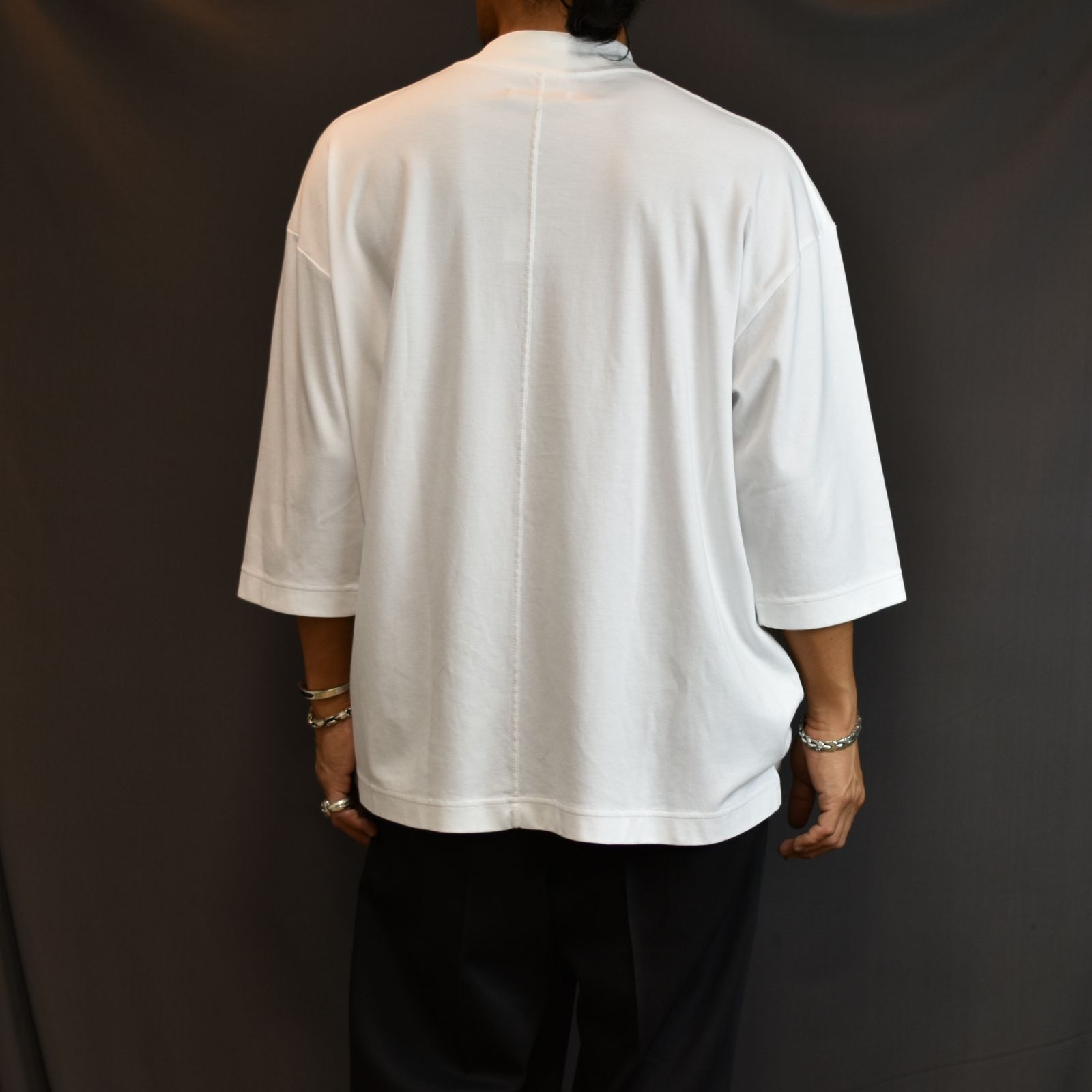 Smooth Mockneck Half Sleeve T-SH （WHT）