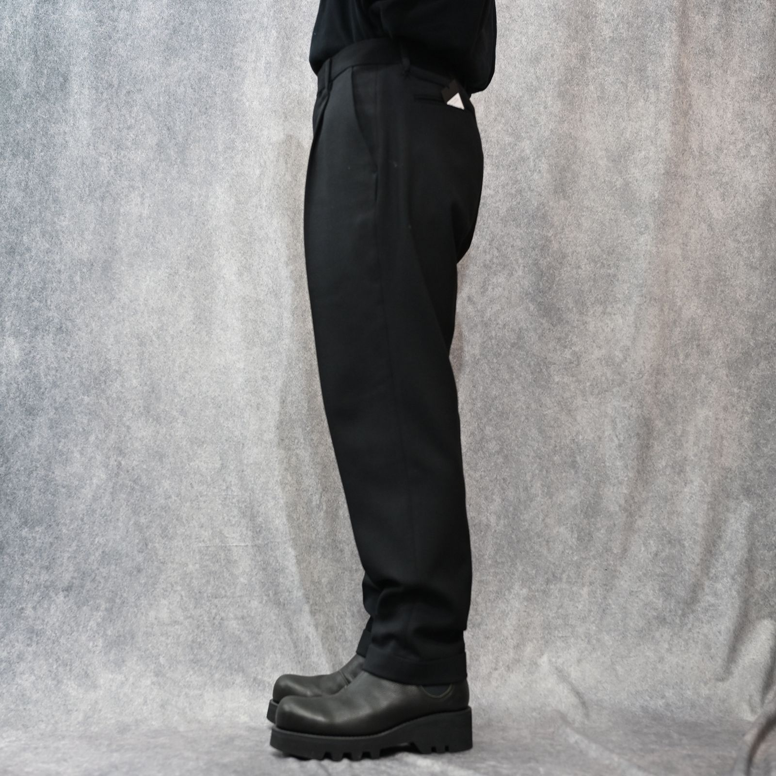 PE.Wool Tapered TRS （BLK）｜ワンタックテーパードスラックス｜2510-7001