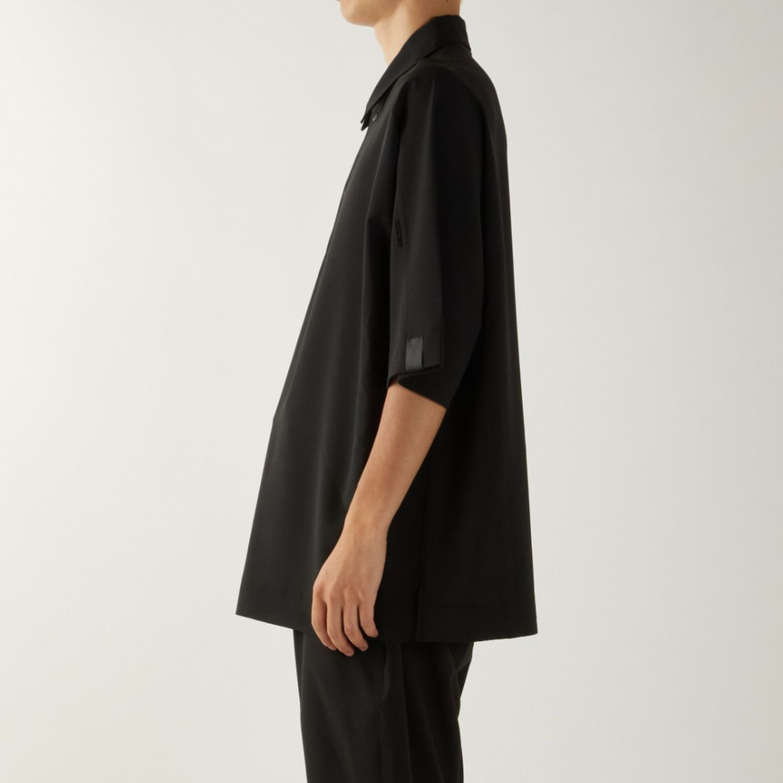 POLO SHIRT (BLACK) / ポロシャツ （ブラック）