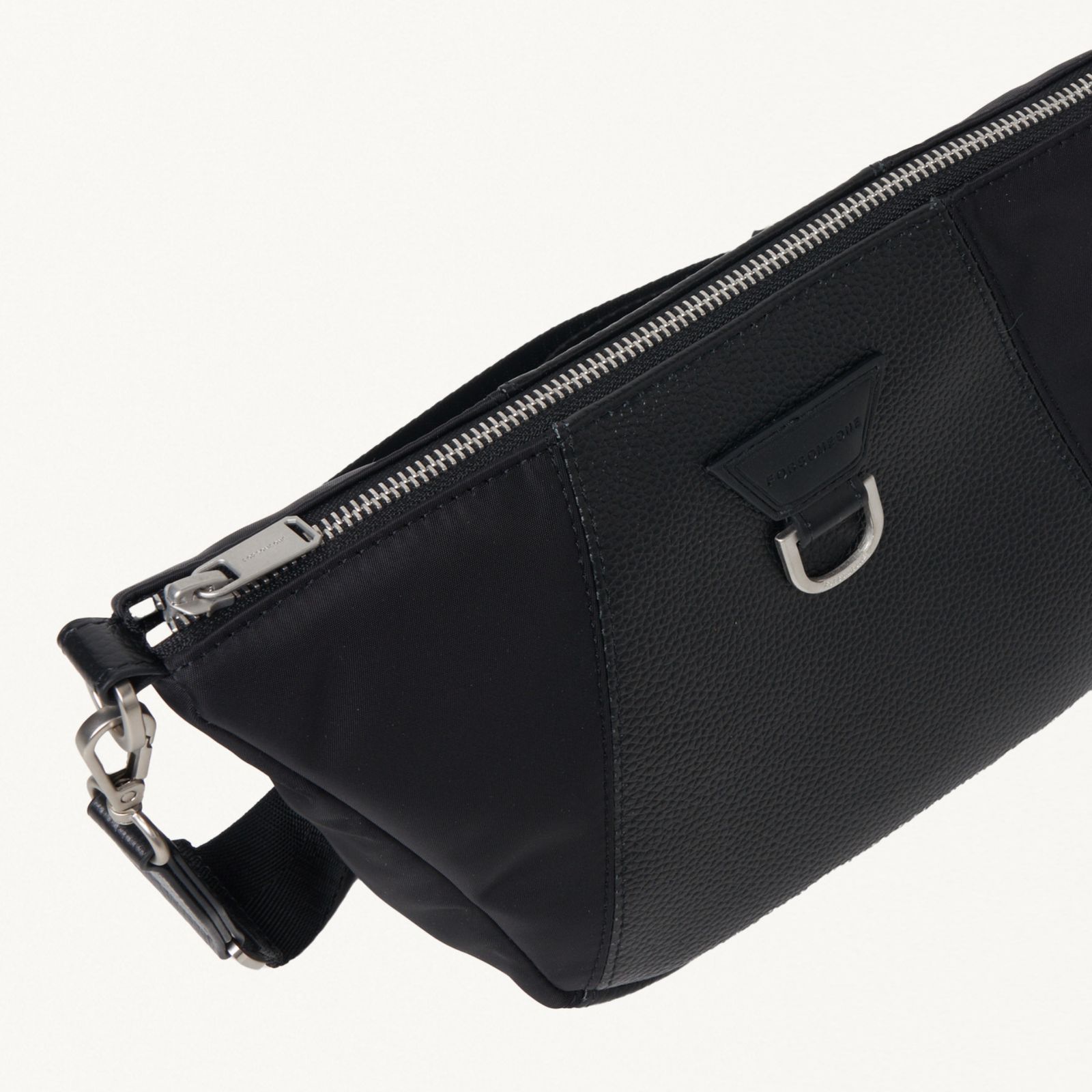 TM BODY BAG (BLACK） / ボディバッグ （ブラック） 78001105