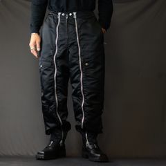 Nylon satin bomber pants”