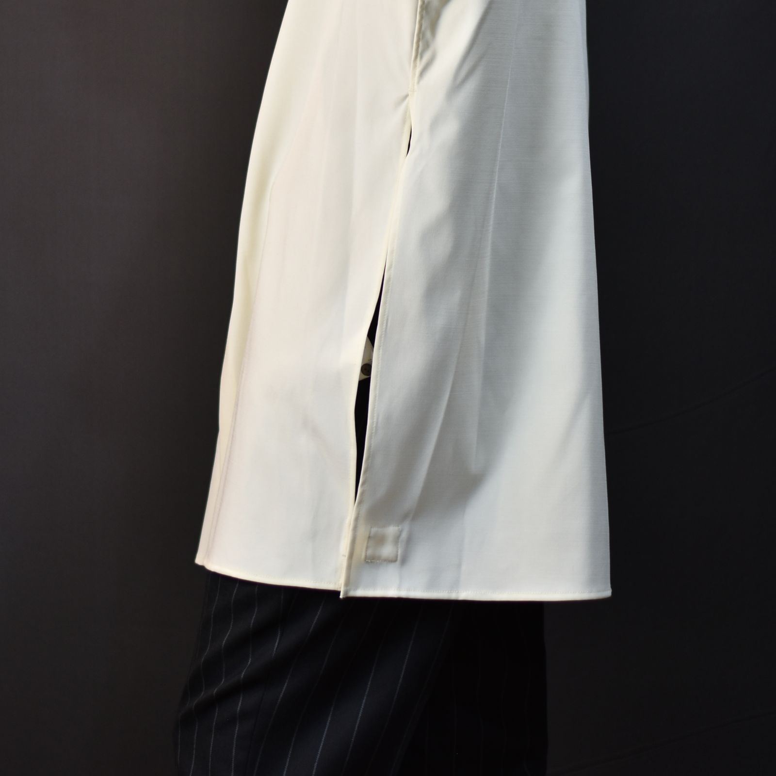 prasthana - stand neck crevice shirt (WHITE) / スタンドネック