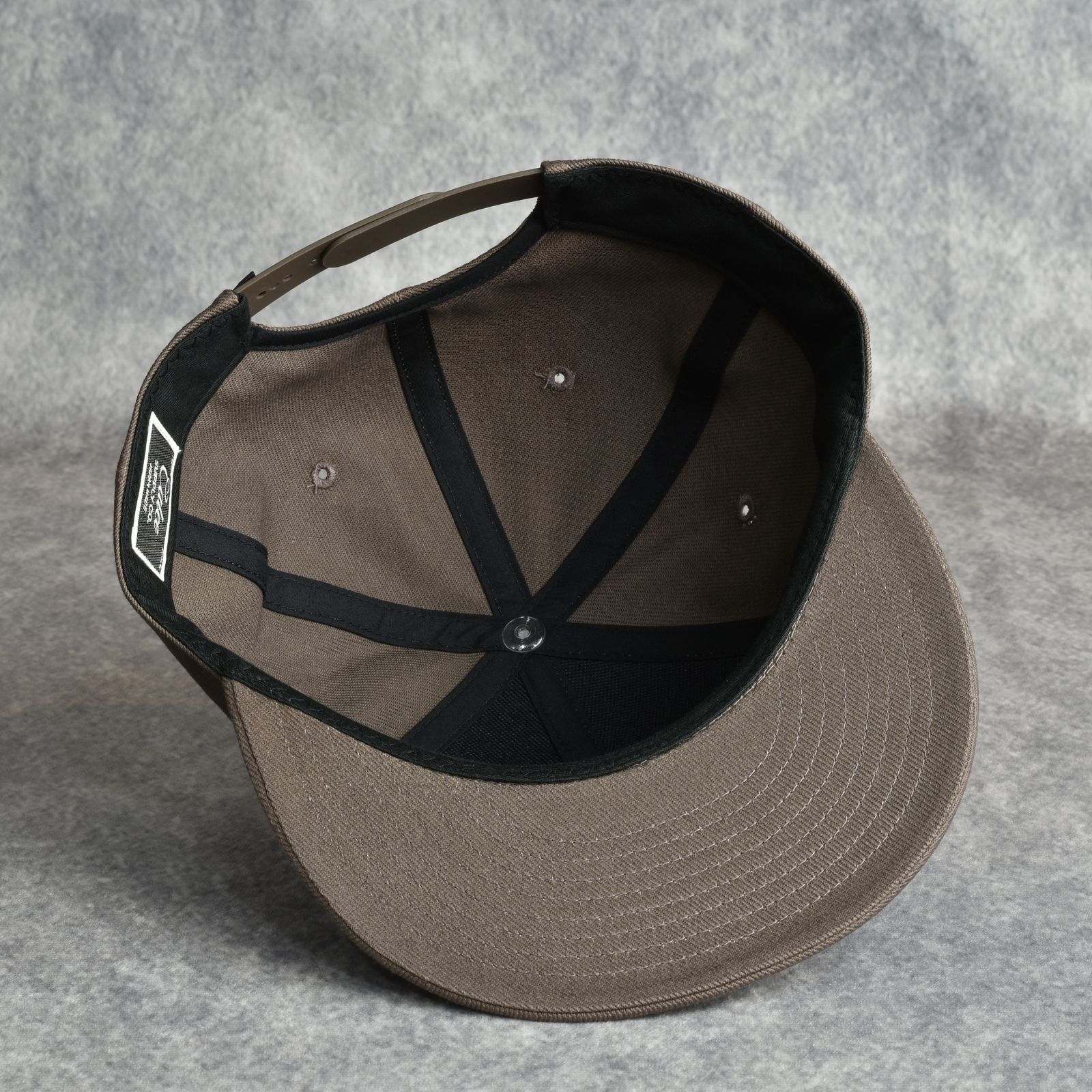 CALEE LOGO TWILL CAP (BROWN) / ツイル ベースボールキャップ