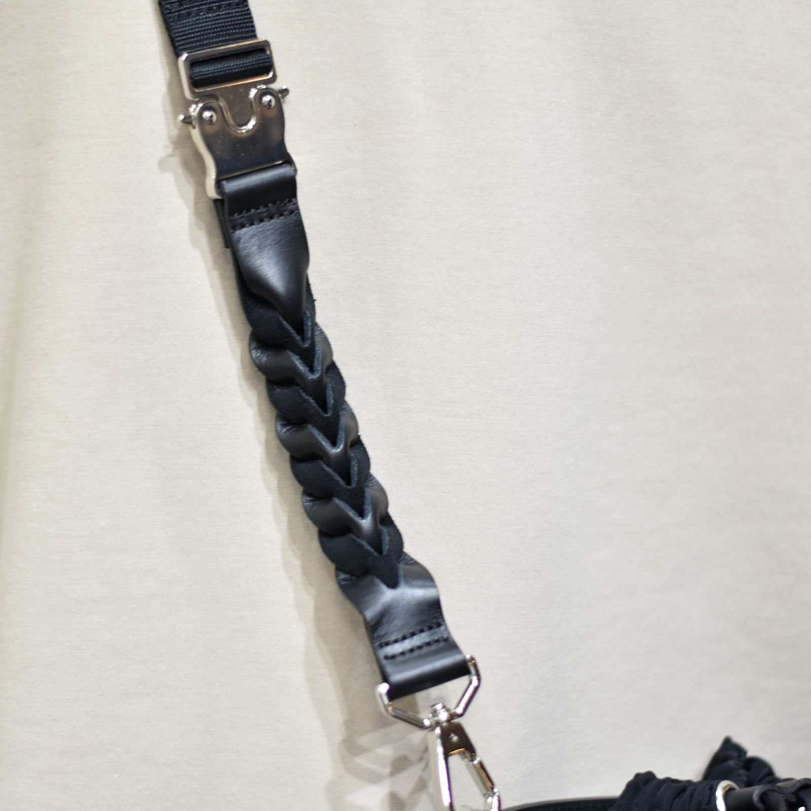 ラバーライクレザーミニバッグ / LB22AW-BAG01 (BLACK)