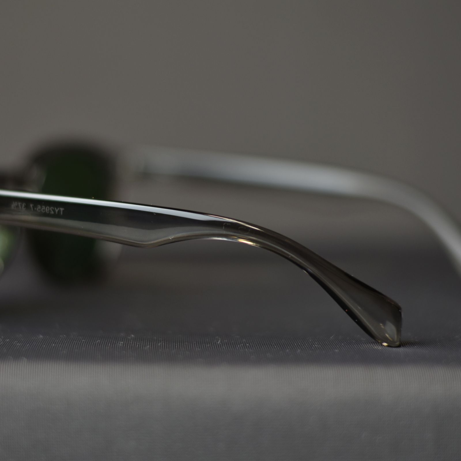 CUTRATE LOGO GLASSES (CLEAR GRAY × GREEN) / カットレイト ロゴ グラシズ