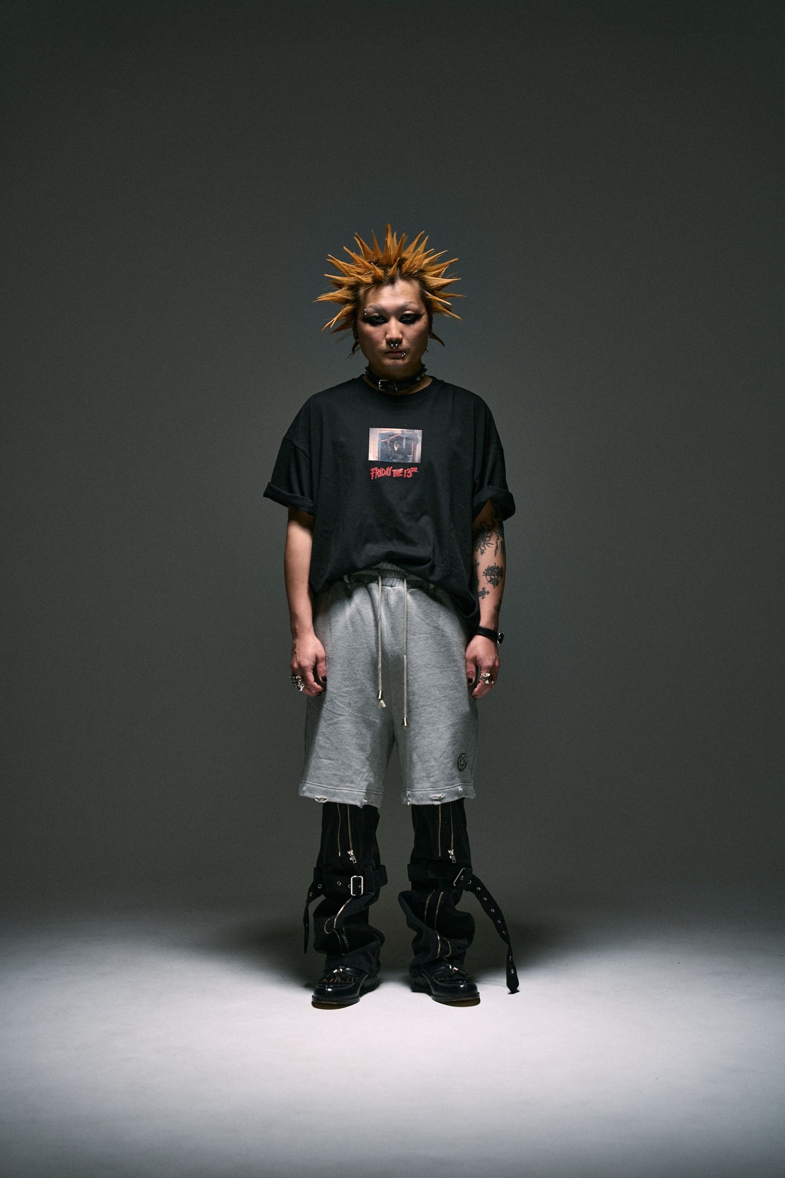 x FRIDAY THE 13TH MOVIE SCENE T-SHIRT (BK)｜13日の金曜日 半袖Tシャツ｜PD26MC04
