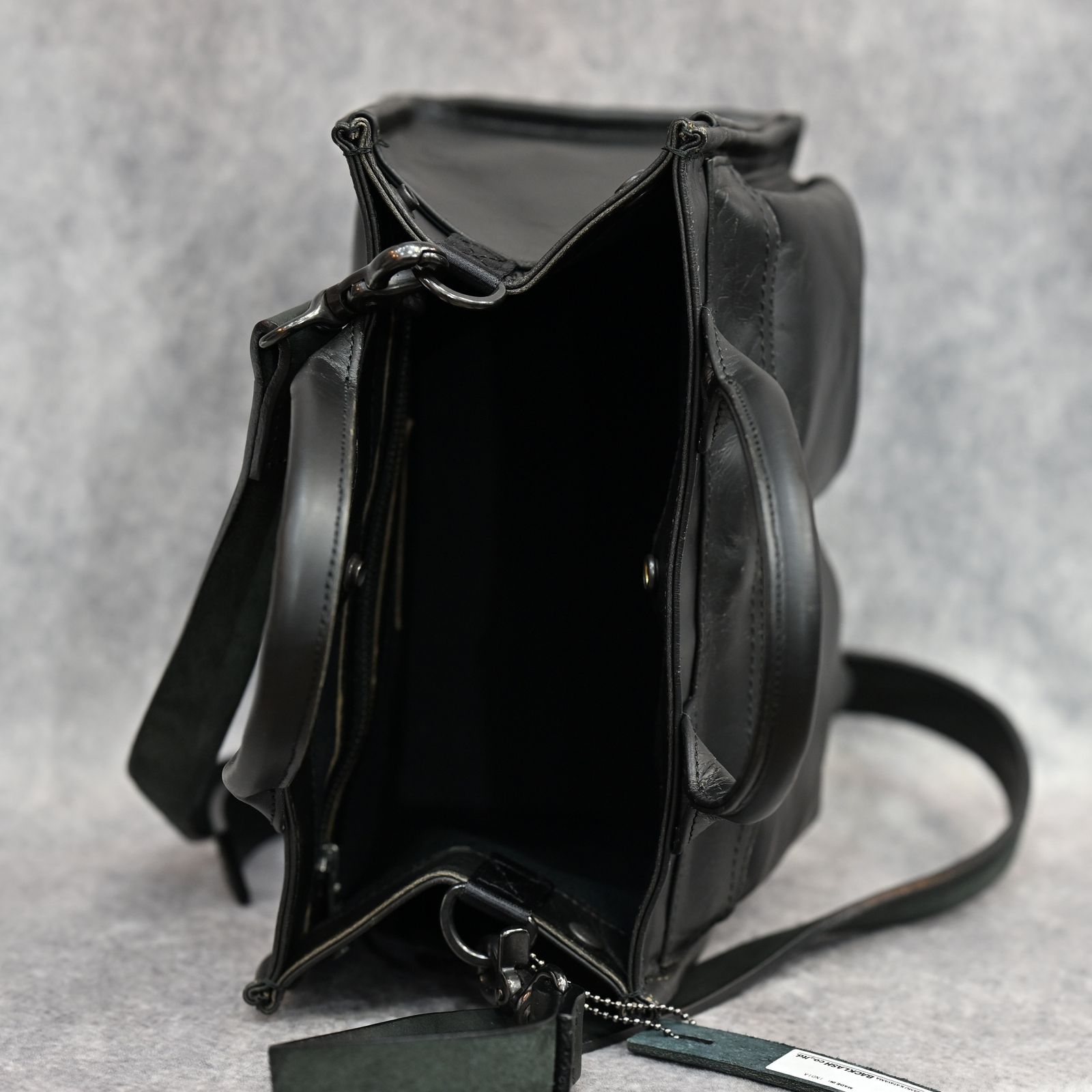 JAPAN HORSE CRACKING VINTAGE MINI-TOTE/SHOULDER BAG （BLACK）｜ジャパンホース ミニトート バッグ｜260-01