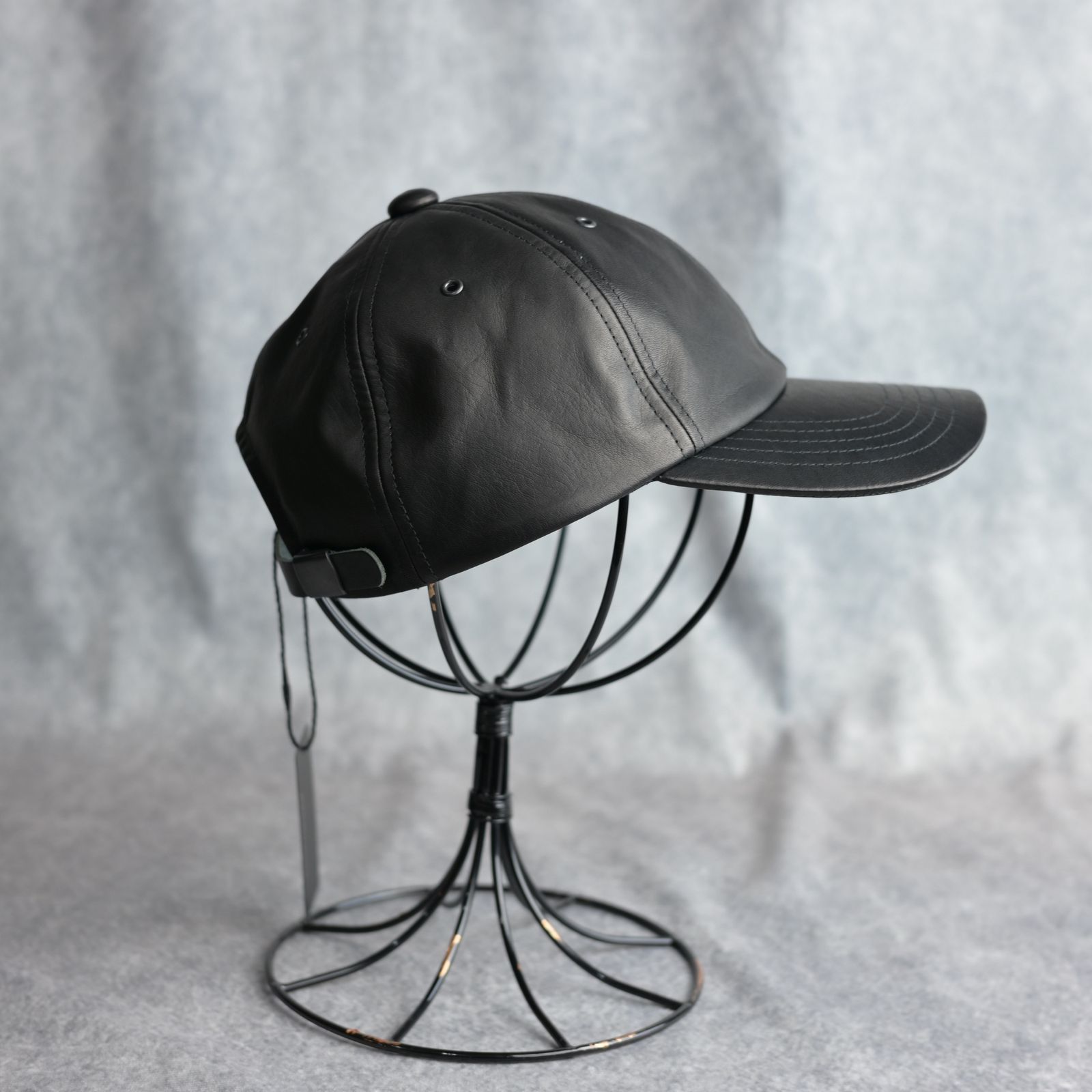 Furniture Leather ローキャップ （BLACK） 858-04