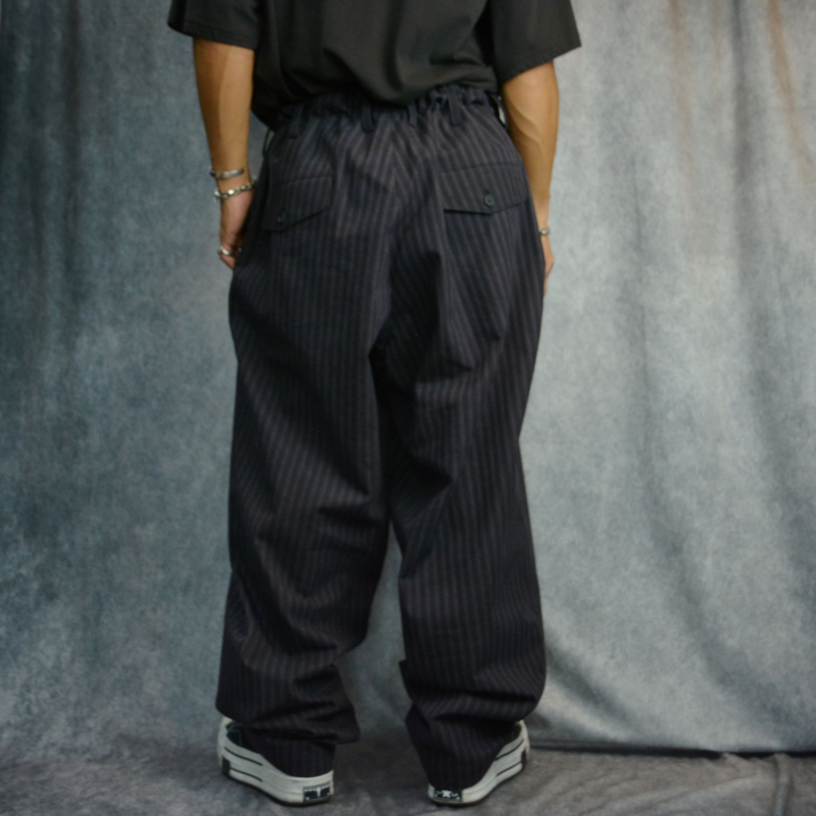 PIGMENT WASH COTTON STRIPE PANTS （GRAY） / ワイド ストライプパンツ （グレー） / HO-P17-533-1-02