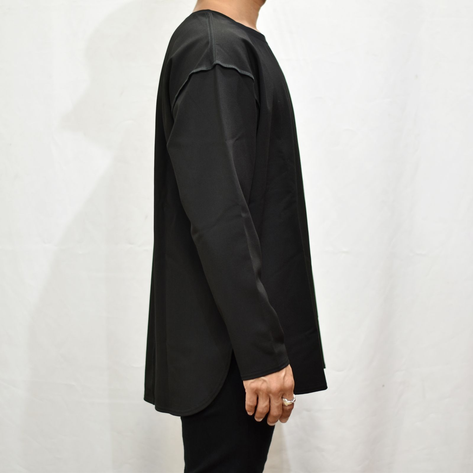 ポリエステルレーヨンアクリル ストレッチ カットソー （BLACK）